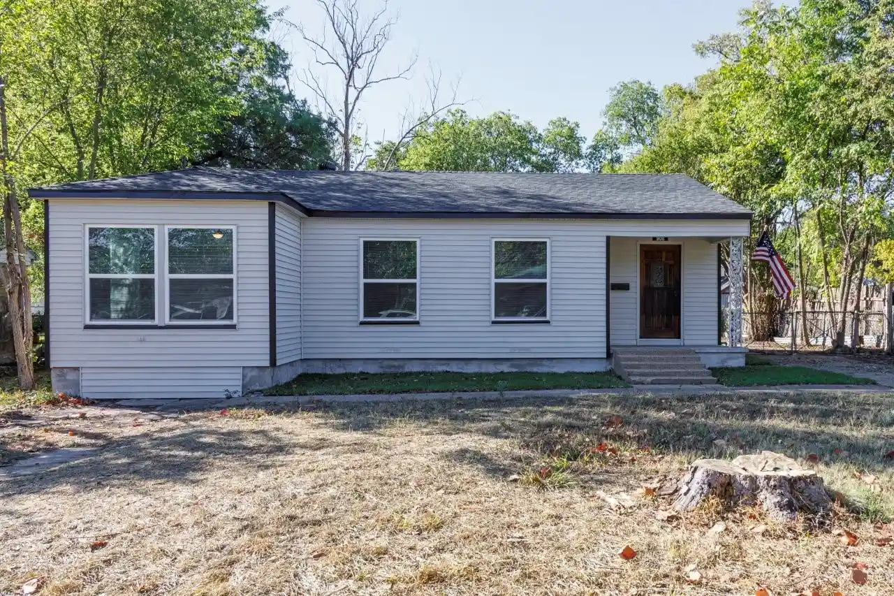 Photo 1 of Single family home for sale at 308 W Ave F, Garland, TX 75040 | MLS# 21407152 | Listing updated on 2026-10-27