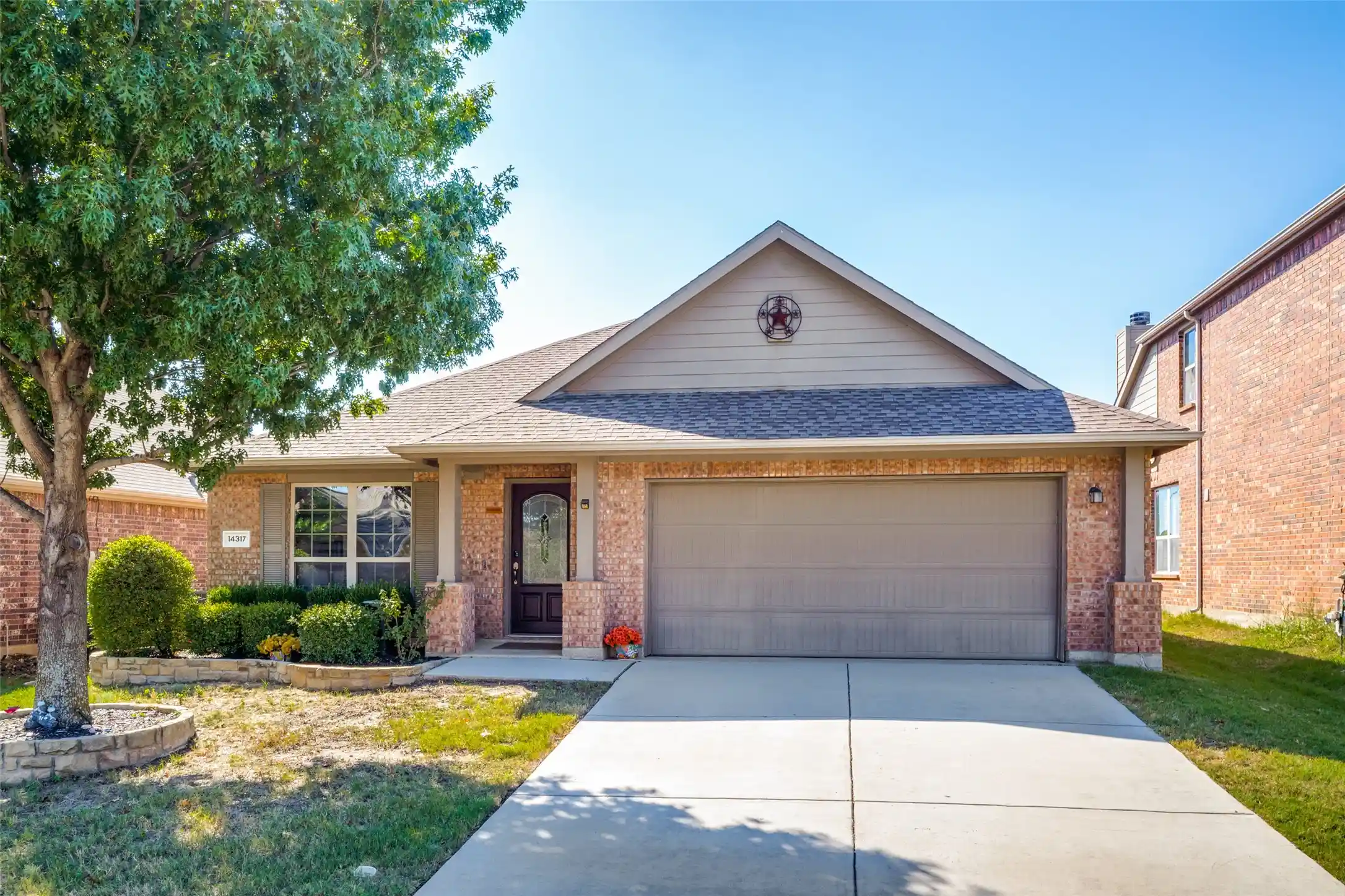 Photo 1 of Single family home for sale at 14317 Mariposa Lily Ln, Haslet, TX 76052 | MLS# 21407032 | Listing updated on 2026-10-19