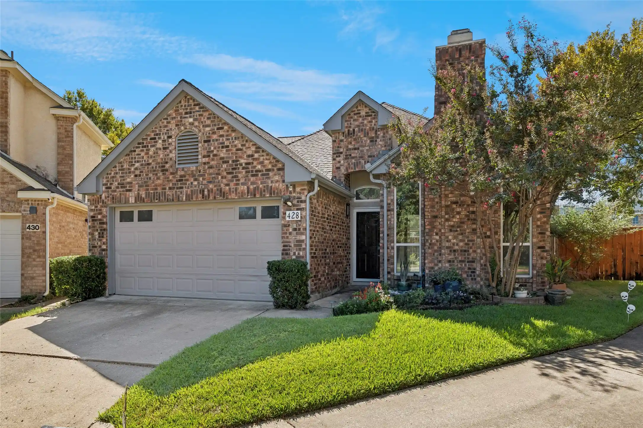 Photo 1 of Single family home for sale at 428 Arbor Crk Dr, Euless, TX 76039 | MLS# 21398132 | Listing updated on 2026-10-10