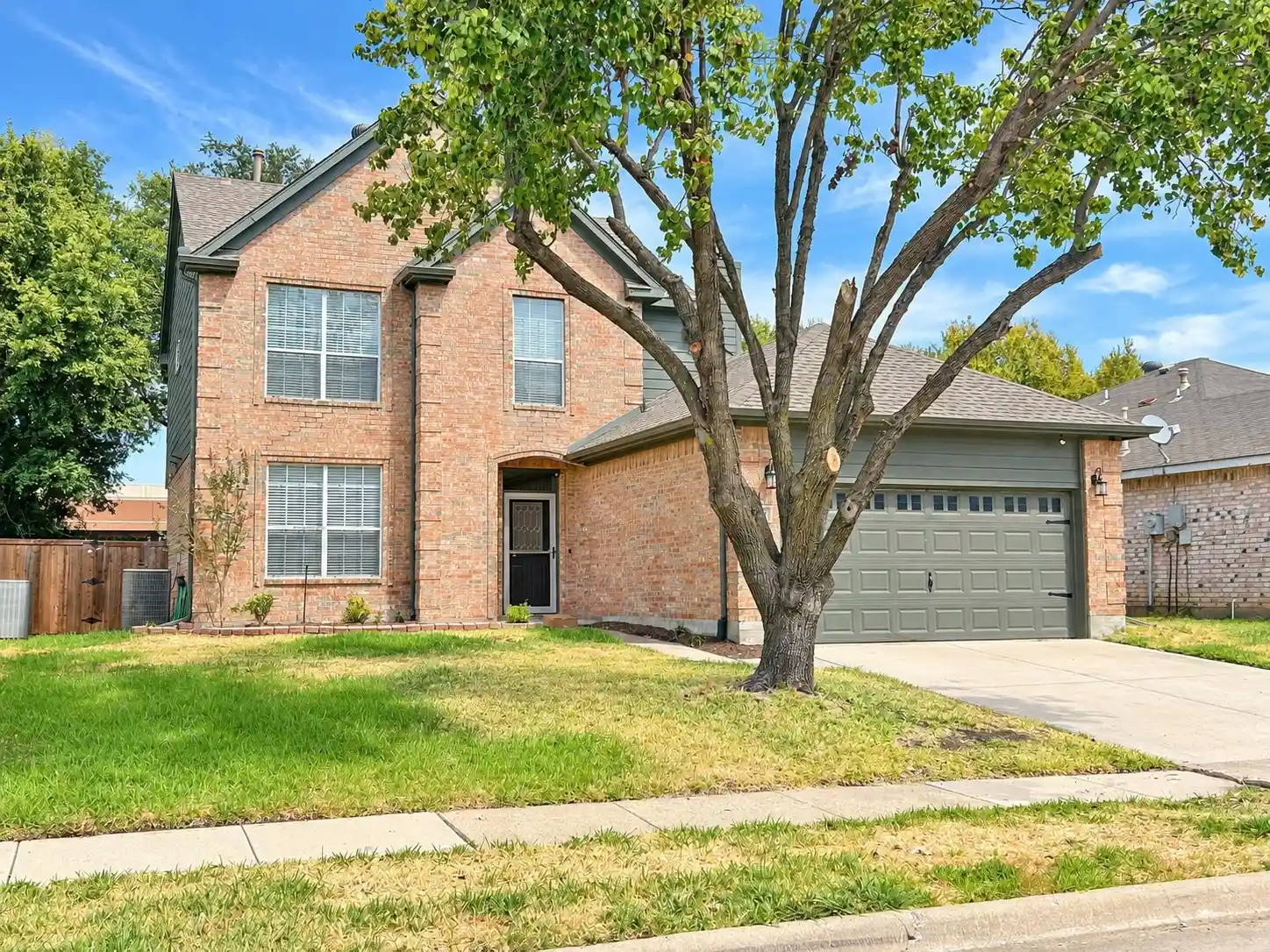 Photo 1 of Single family home for sale at 2536 Windchase Dr, Flower Mound, TX 75028 | MLS# 21406608 | Listing updated on 2026-10-09