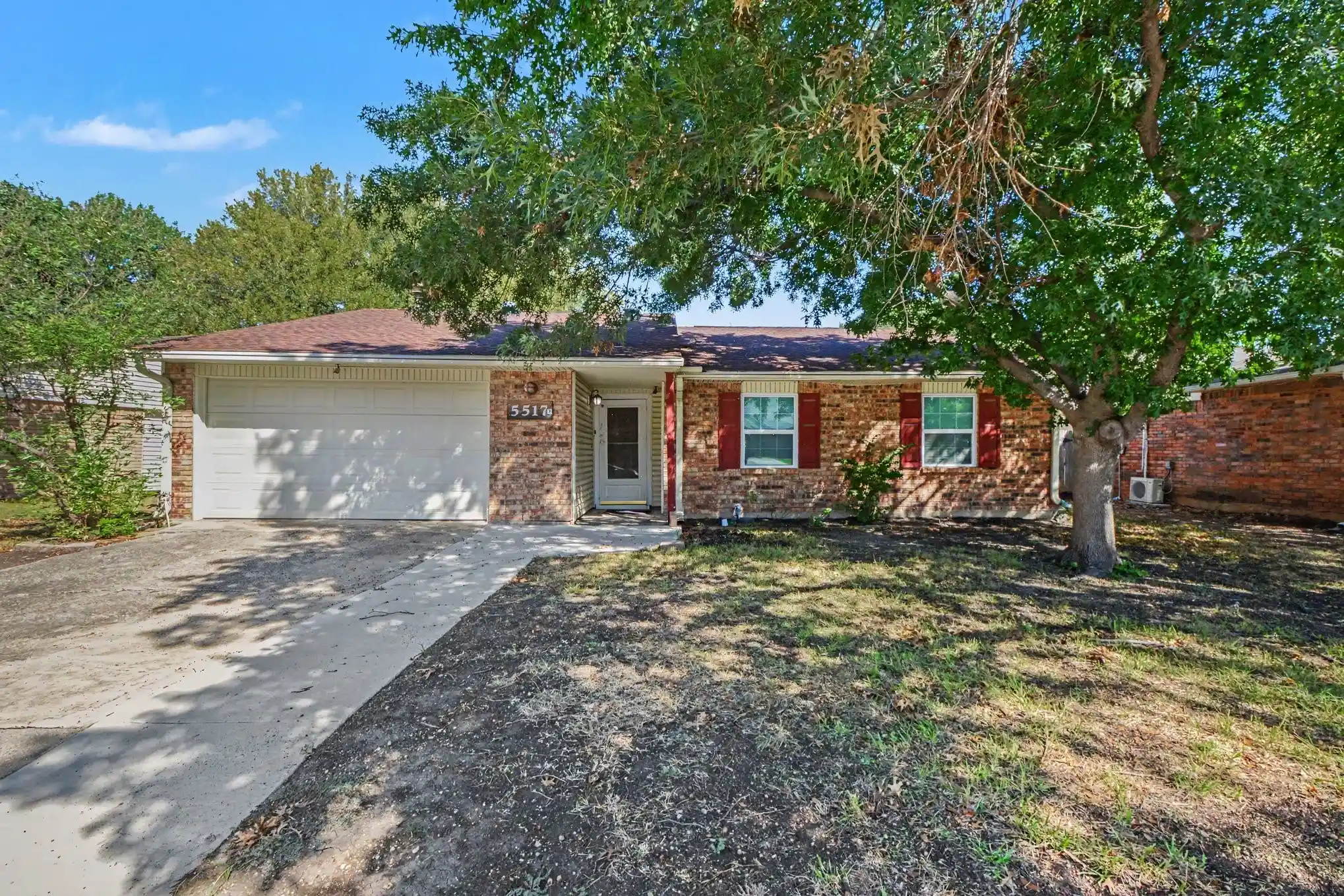 Photo 1 of Single family home for sale at 5517 Baker Dr, The Colony, TX 75056 | MLS# 21403638 | Listing updated on 2026-10-27
