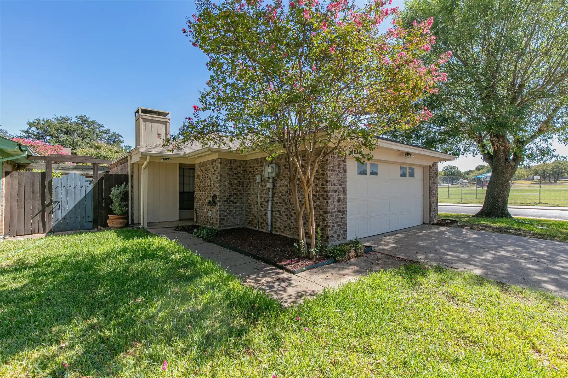 Photo 1 of Single family home for sale at 1710 Magnolia Ln, Euless, TX 76039 | MLS# 21407368 | Listing updated on 2026-10-23