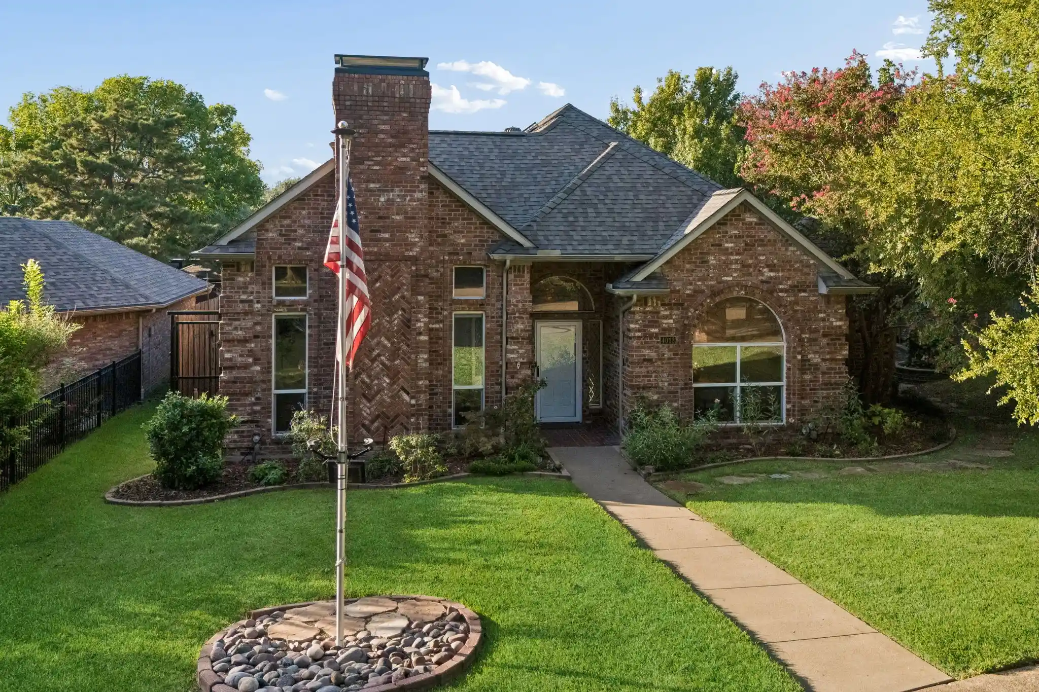 Single family home for sale at 4013 Bobbin Ln, Addison, TX 75001 | MLS# 21406561