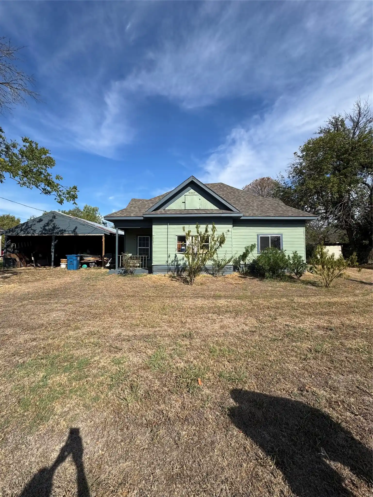 Photo 1 of Single family home for sale at 102 N 6th Street W, Dawson, TX 76639 | MLS# 21393372 | Listing updated on 2026-10-09