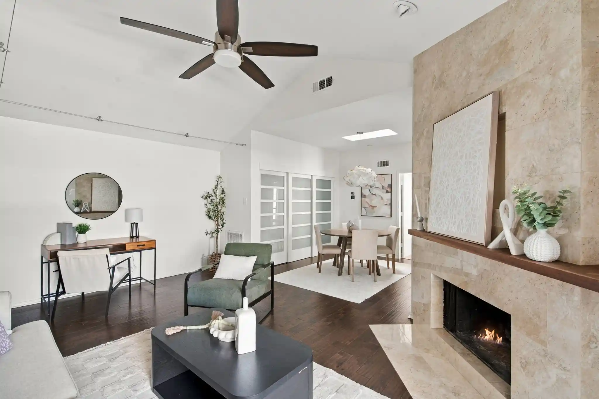 Listing Photo 1 - Condo for sale in 5200 Martel Ave located at 5200 Martel Ave, Dallas, TX 75206 - Unit #25C
