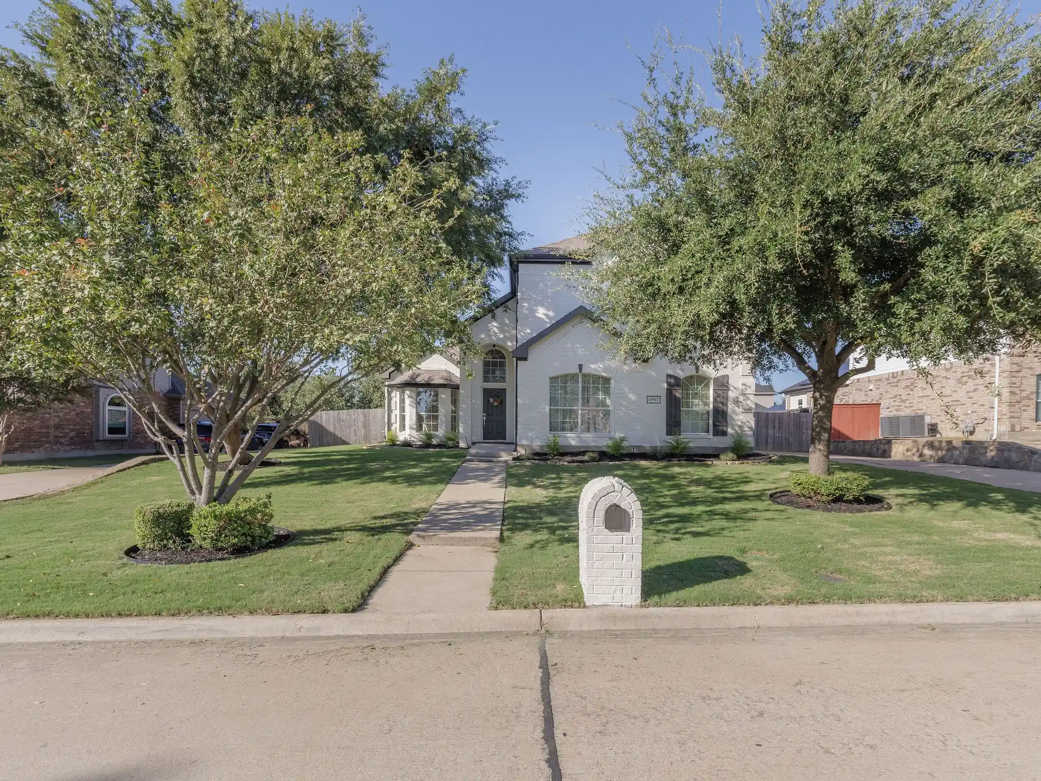 Single family home for sale at 2807 Saint Maria Dr, Mansfield, TX 76063 | MLS# 21406654