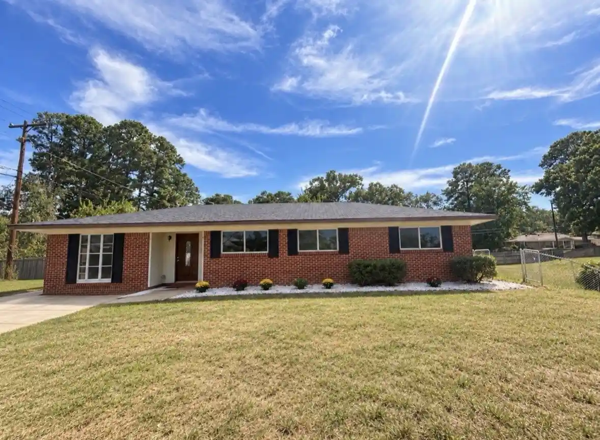Photo 1 of Single family home for sale at 900 Watterman, Minden, LA 71055 | MLS# 21392732 | Listing updated on 2026-10-10