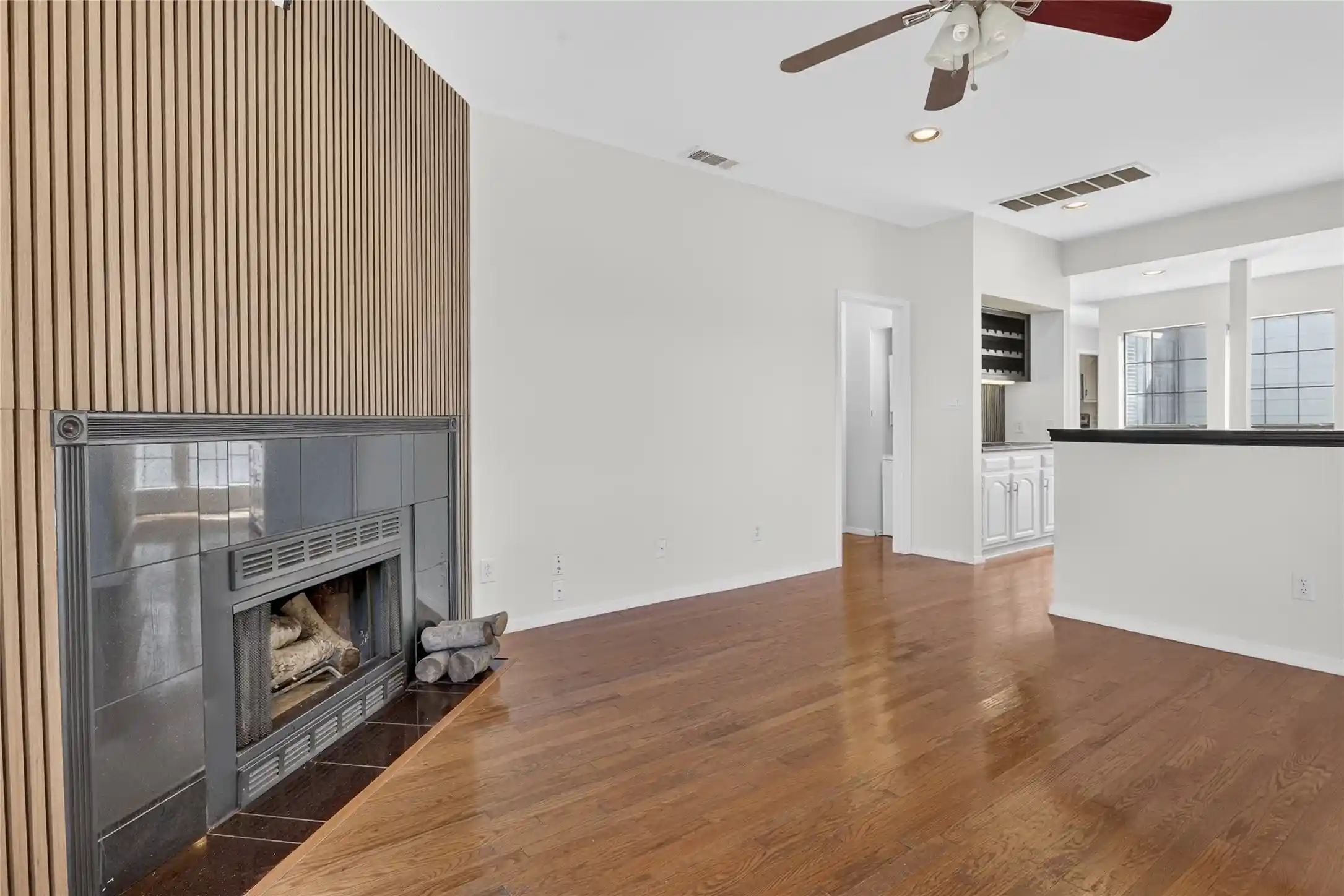 Photo 1 of Townhouse for sale at 5100 Verde Valley Ln #228, Dallas, TX 75254 | MLS# 21407429 | Listing updated on 2026-10-18