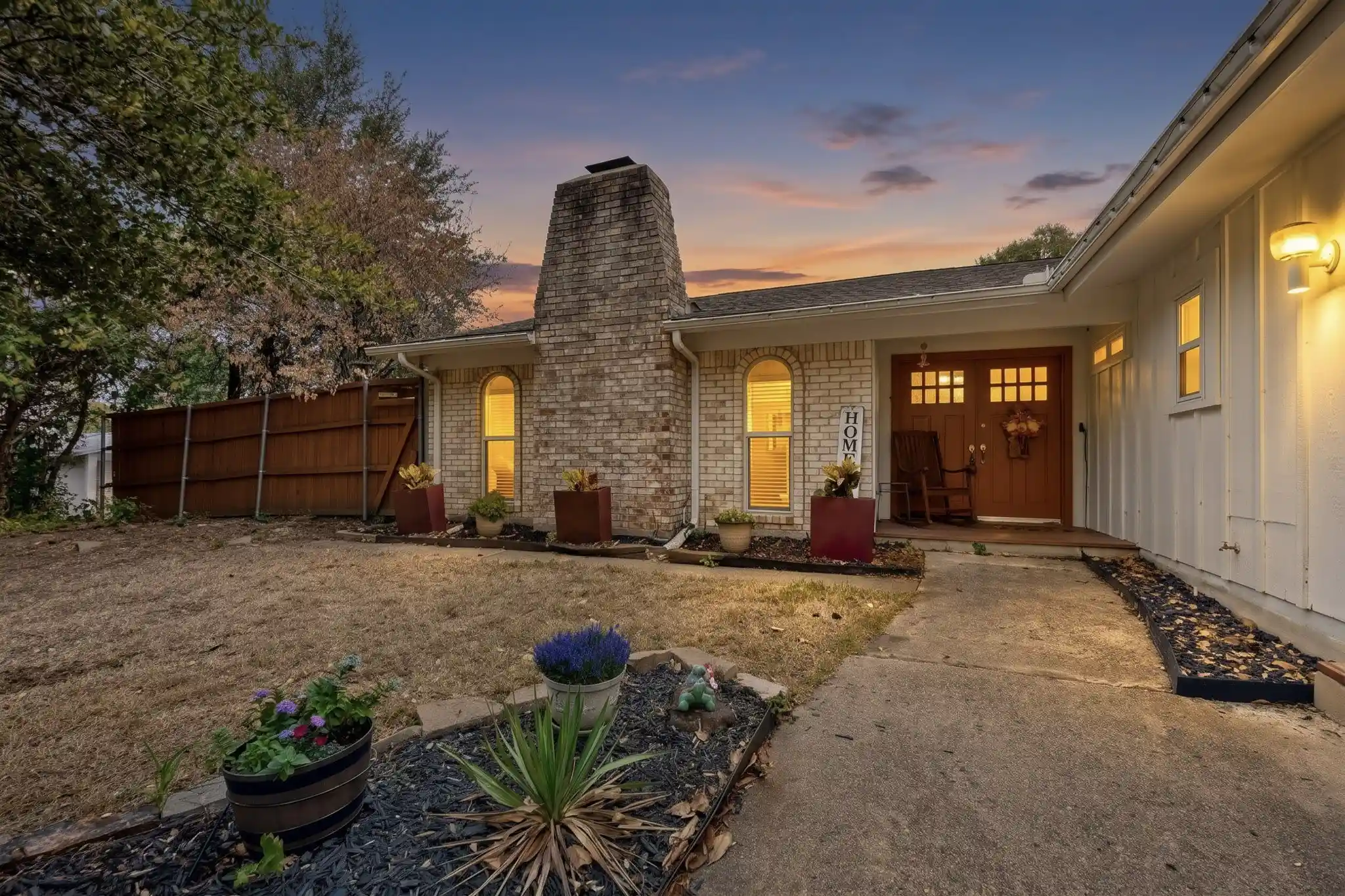 Photo 1 of Single family home for sale at 1418 Stony Brk Ln, Garland, TX 75043 | MLS# 21406169 | Listing updated on 2026-10-09