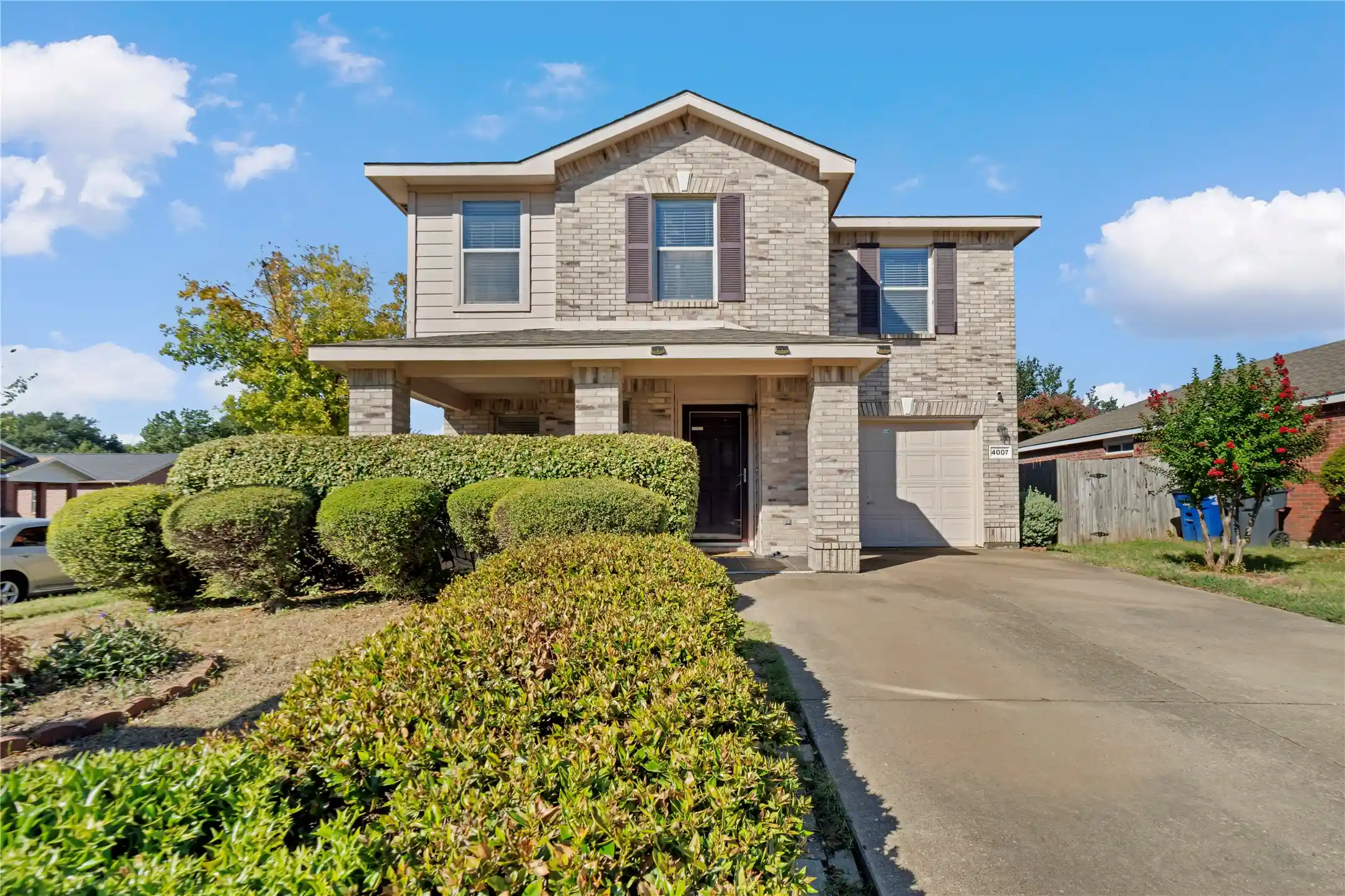 Single family home for sale at 4007 Willow Leaf Ct, Dallas, TX 75212 | MLS# 21407930