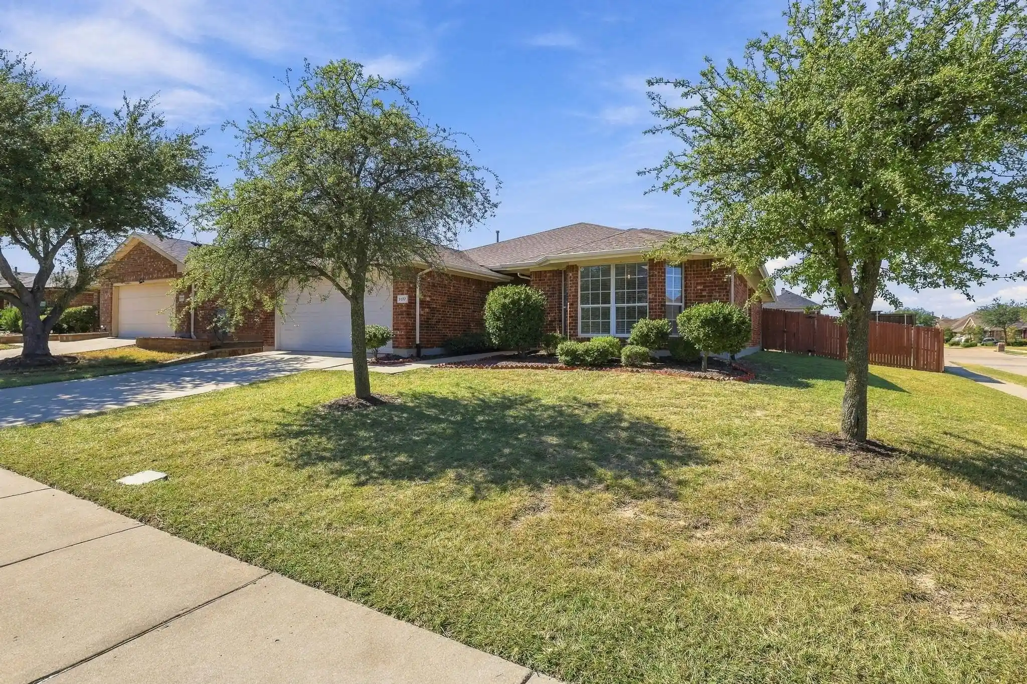 Photo 1 of Single family home for sale at 9187 Gaspard Ct, Frisco, TX 75033 | MLS# 21405309 | Listing updated on 2026-10-27