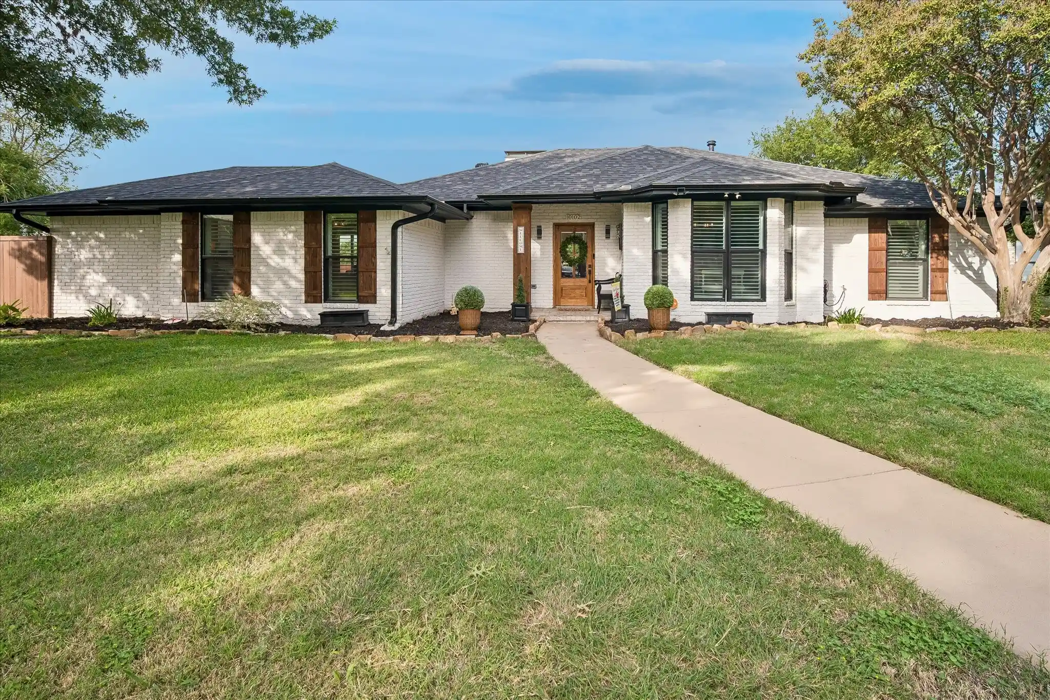 Photo 1 of Single family home for sale at 10102 Laingtree Dr, Dallas, TX 75243 | MLS# 21408002 | Listing updated on 2026-10-25