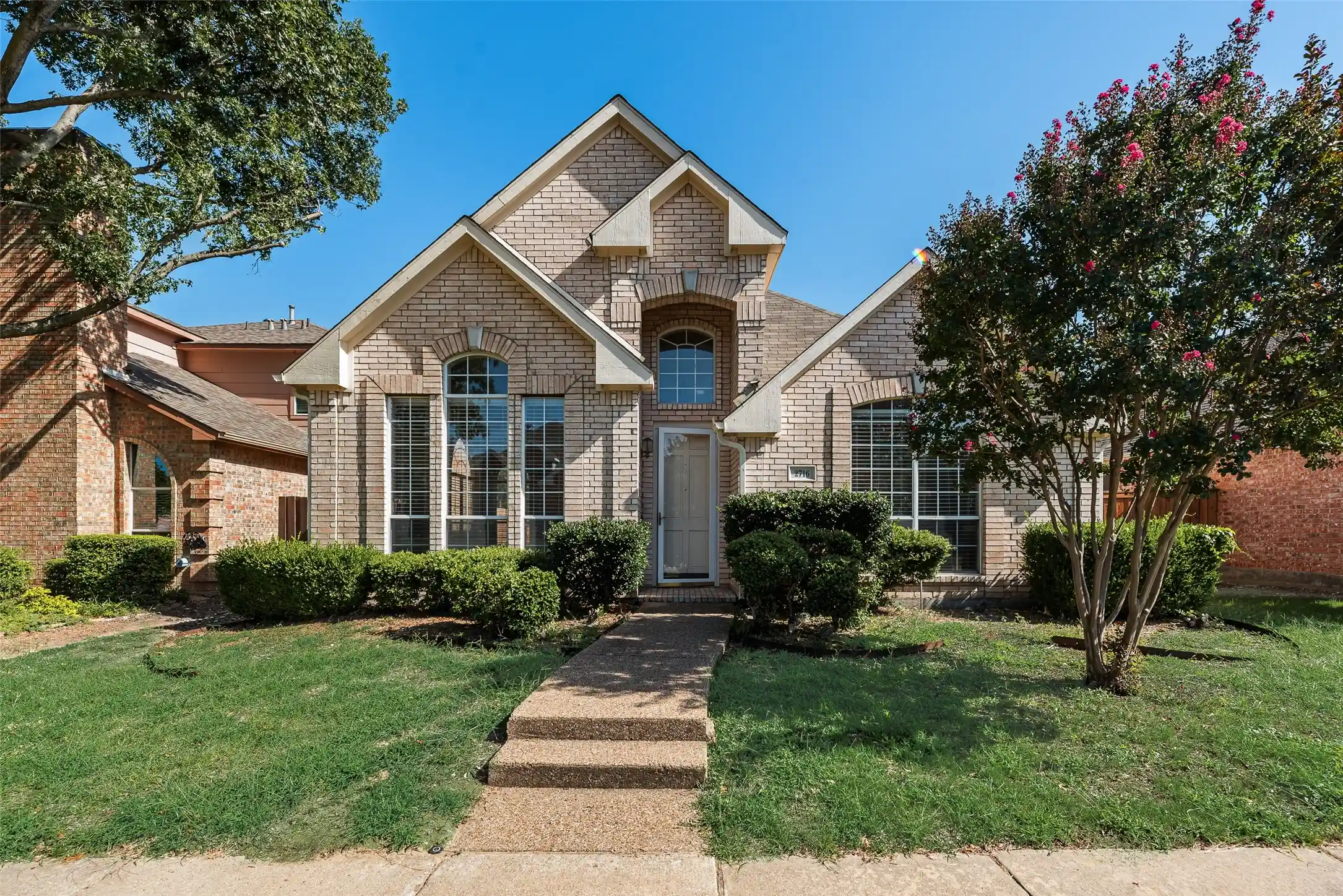Single family home for sale at 2716 Carnation Dr, Richardson, TX 75082 | MLS# 21407966