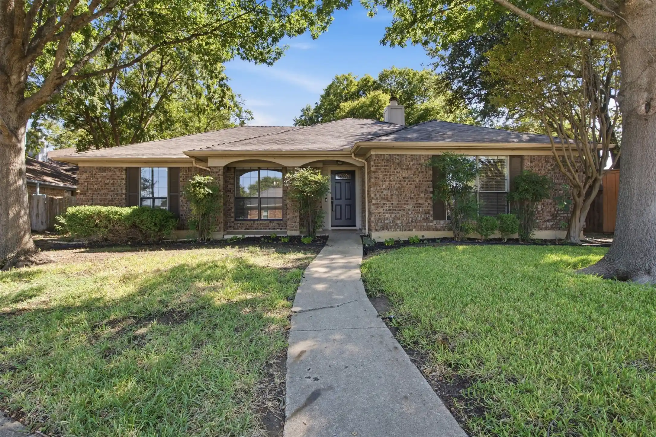 Photo 1 of Sale Pending at 661 Thompson Dr, Coppell, TX 75019 | MLS# 21397563 | Listing updated on 2026-10-23