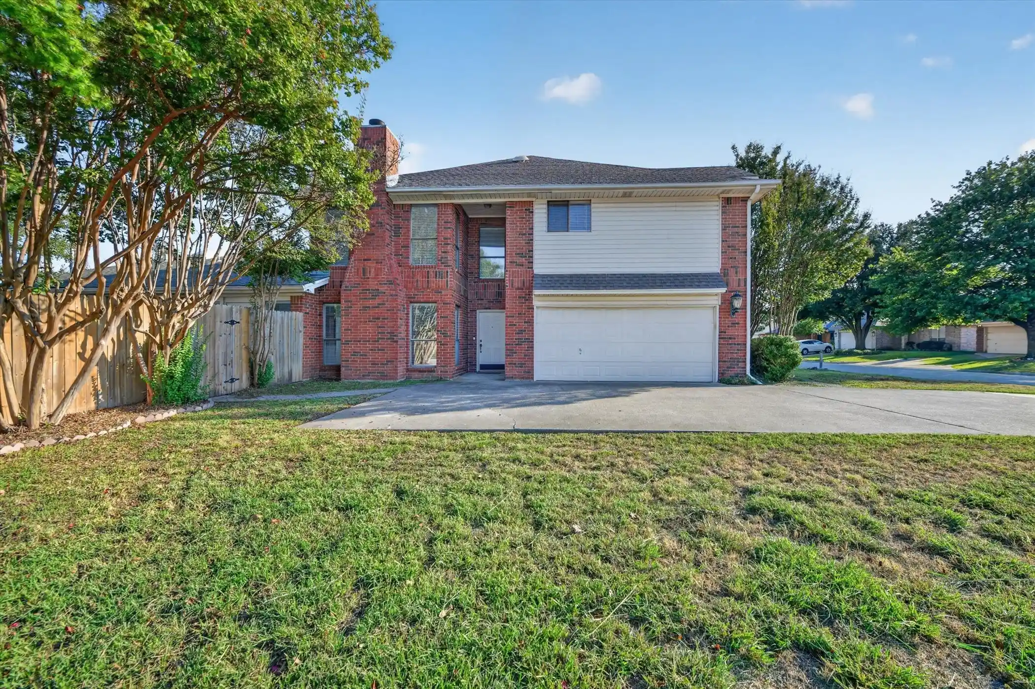 Photo 1 of Townhouse for sale at 5646 Cancun Dr, North Richland Hills, TX 76180 | MLS# 21405269 | Listing updated on 2026-10-18