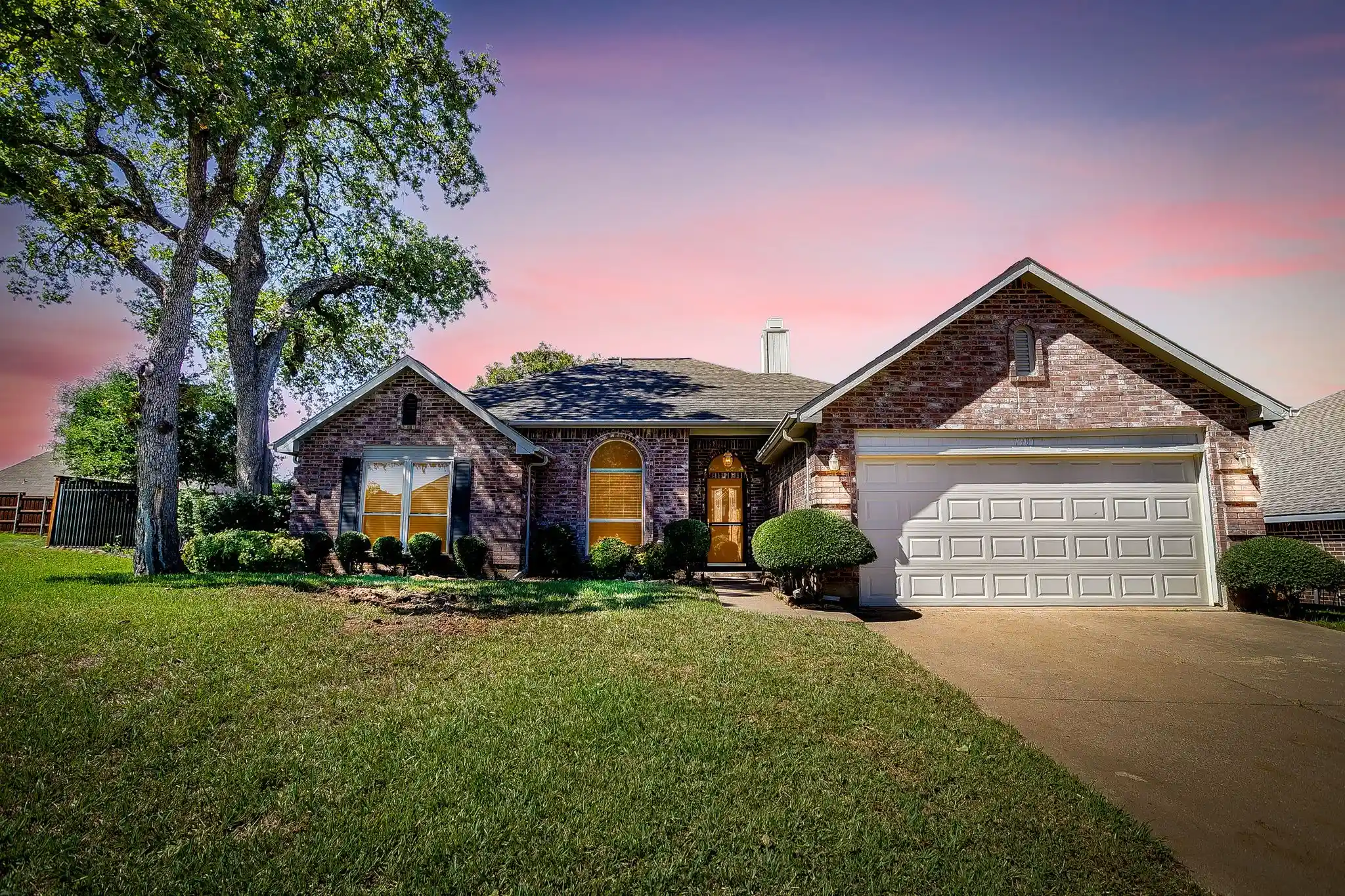 Photo 1 of Single family home for sale at 7901 Ember Oaks Dr, North Richland Hills, TX 76182 | MLS# 21401573 | Listing updated on 2026-10-24