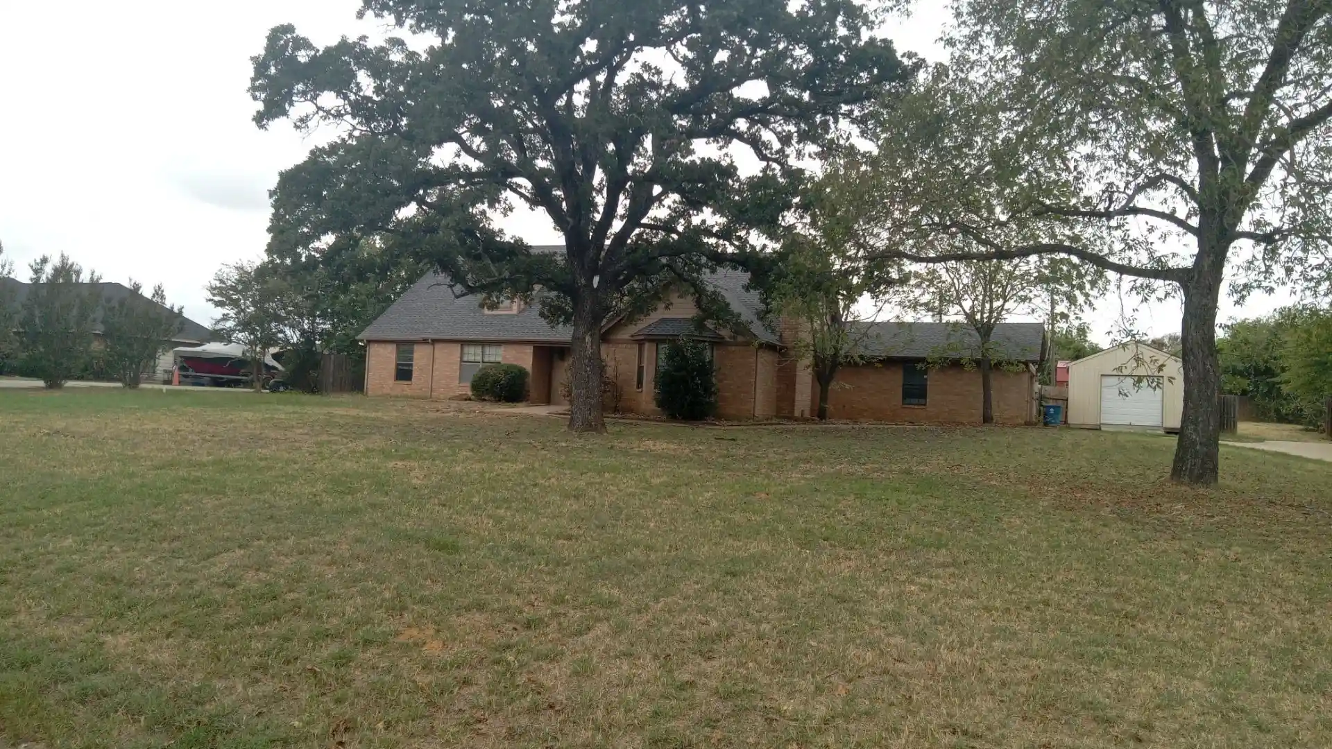 Photo 1 of Single family home for sale at 2727 N Hill Ter, Cleburne, TX 76031 | MLS# 21408261 | Listing updated on 2026-10-10