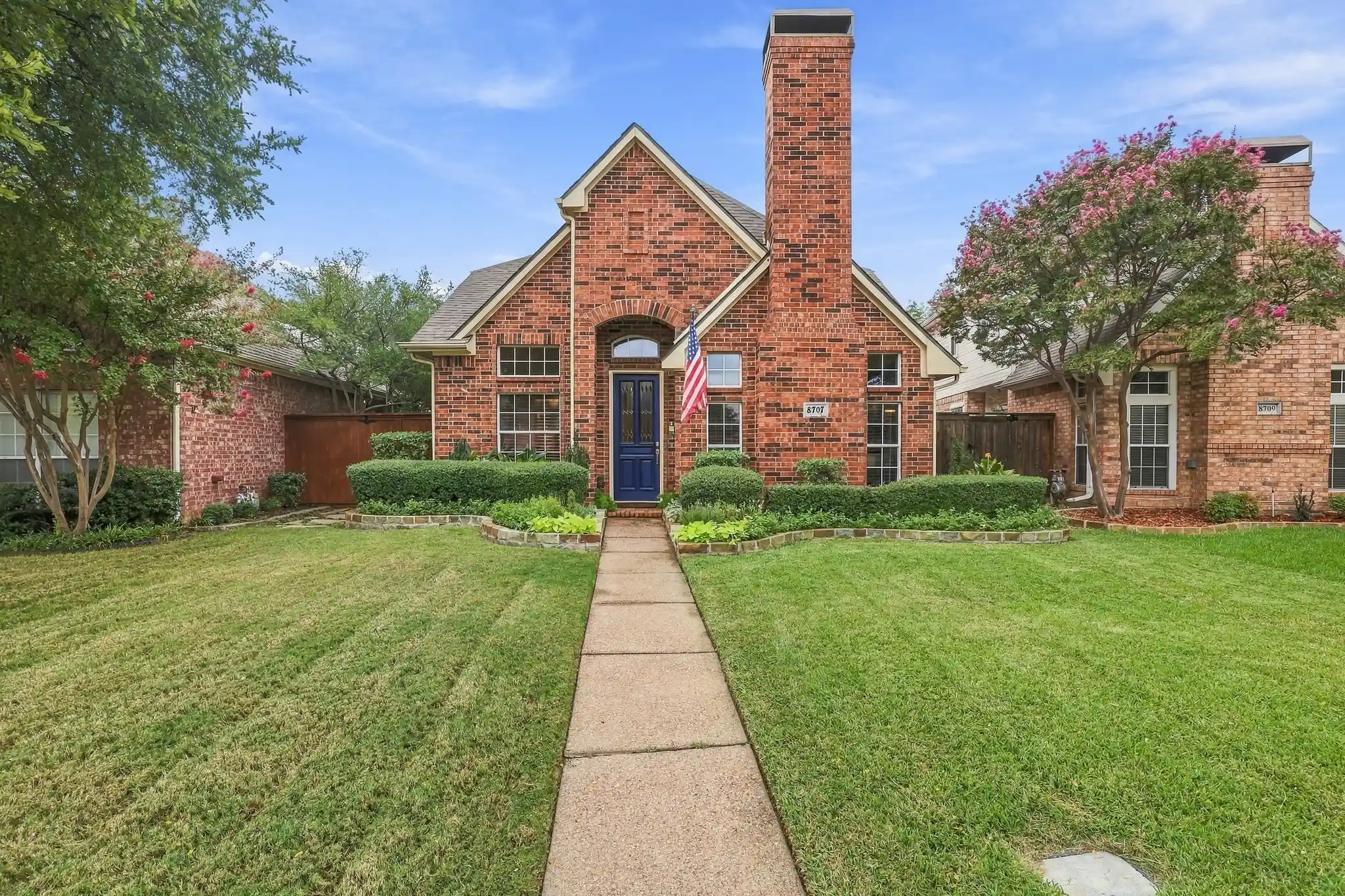 Photo 1 of Single family home for sale at 8707 Stonecrest Dr, Irving, TX 75063 | MLS# 21398929 | Listing updated on 2026-10-22
