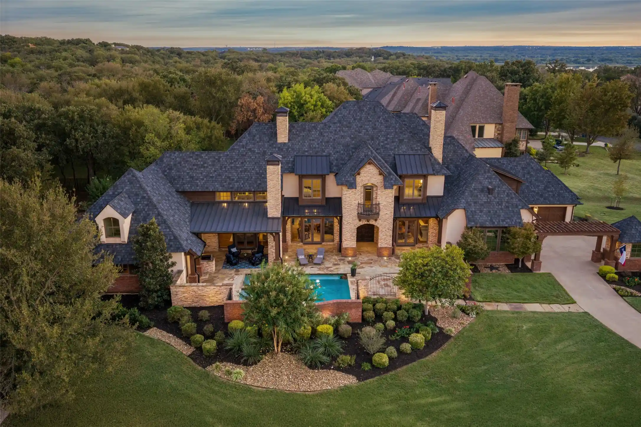 Photo 1 of Mansion for sale at 3516 Chimney Rock Dr, Flower Mound, TX 75022 | MLS# 21406816 | Listing updated on 2026-10-17