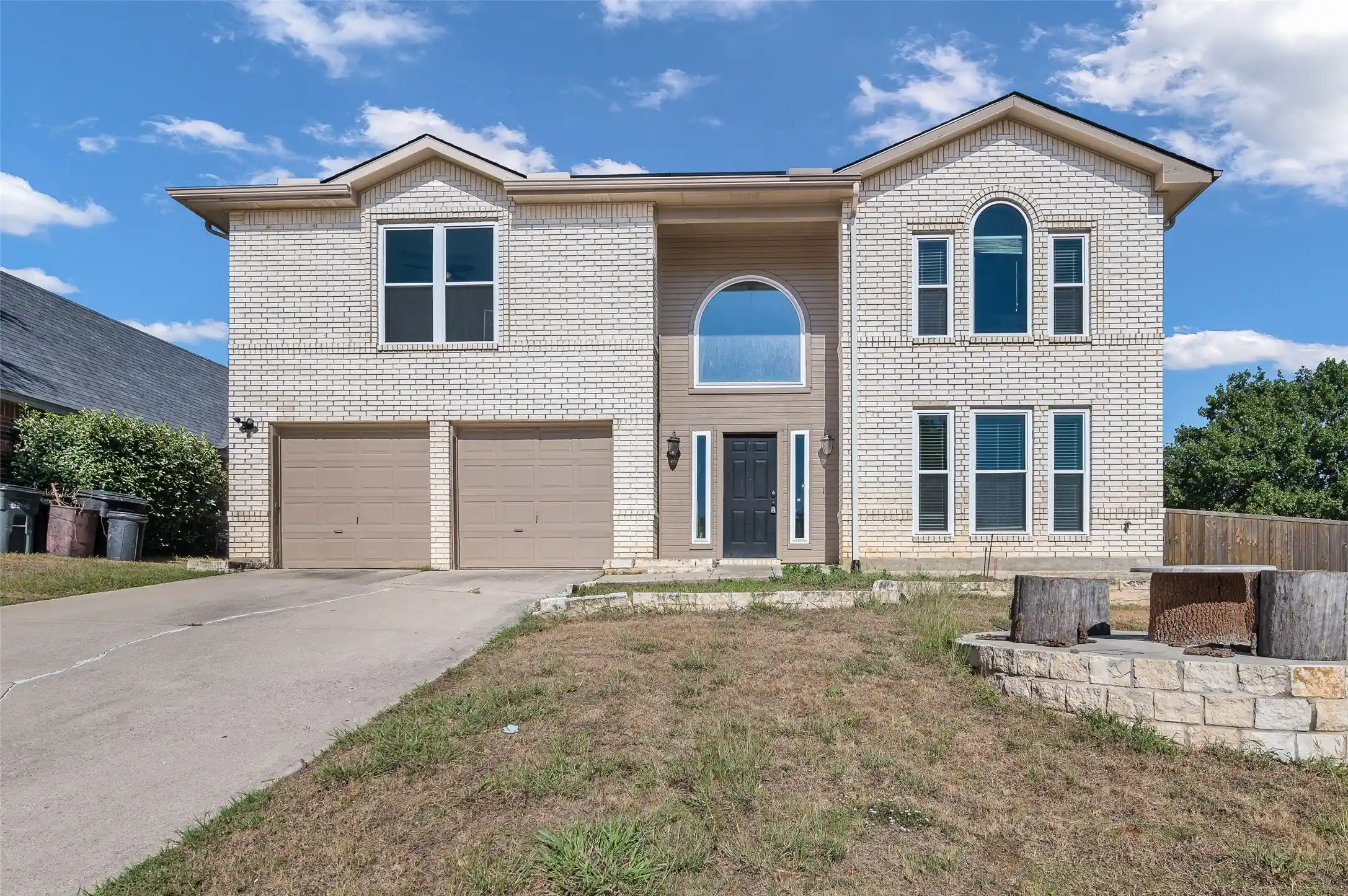 Photo 1 of Single family home for sale at 3510 Meadowview Dr, Corinth, TX 76210 | MLS# 21402213 | Listing updated on 2026-10-10