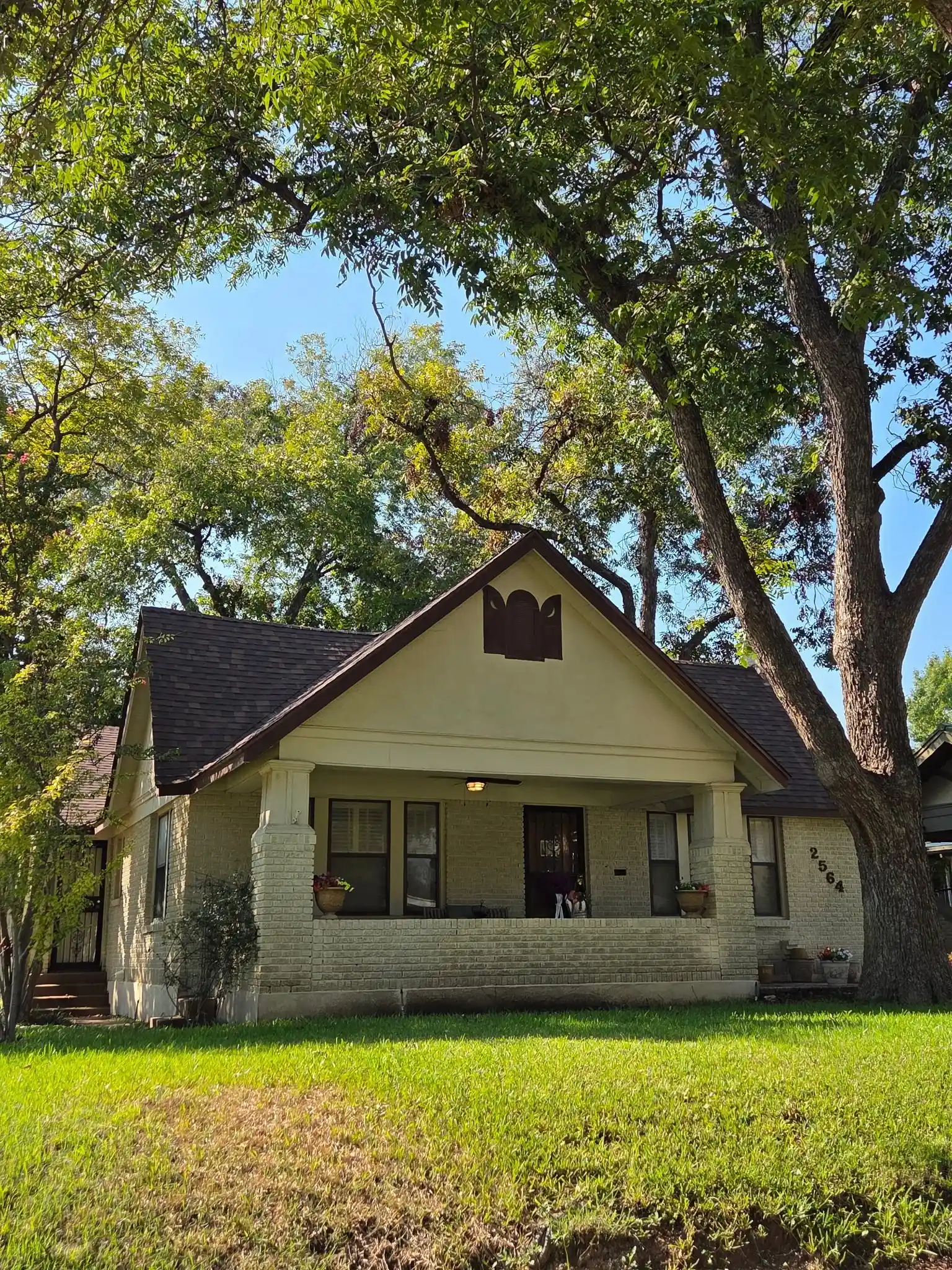 Photo 1 of Sale Pending at 2564 Waits Ave, Fort Worth, TX 76109 | MLS# 21408423 | Listing updated on 2026-10-26