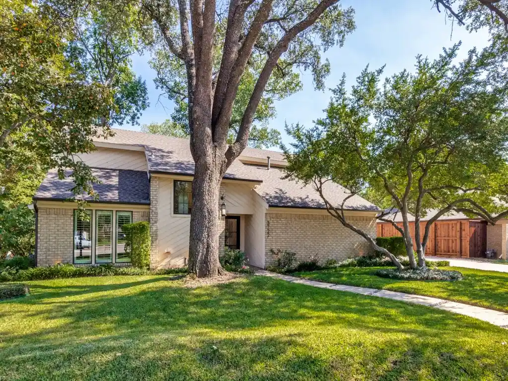 Photo 1 of Single family home for sale at 3722 Wooded Crk Dr, Dallas, TX 75244 | MLS# 21404537 | Listing updated on 2026-10-27