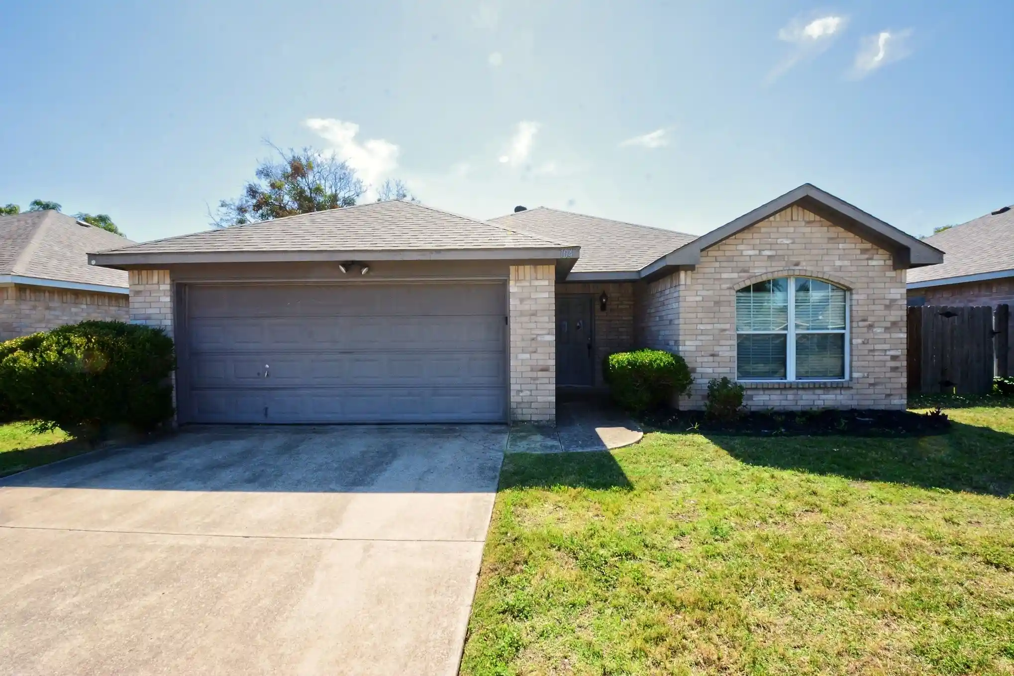 Photo 1 of Sale Pending at 104 Camden Ct, Irving, TX 75061 | MLS# 21398434 | Listing updated on 2026-10-26