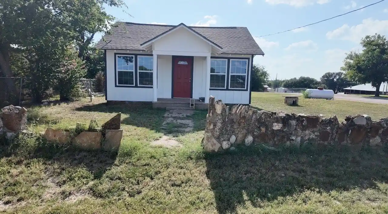 Photo 1 of Single family home for sale at 107 N Hall St, Richland Springs, TX 76871 | MLS# 21408280 | Listing updated on 2026-10-10