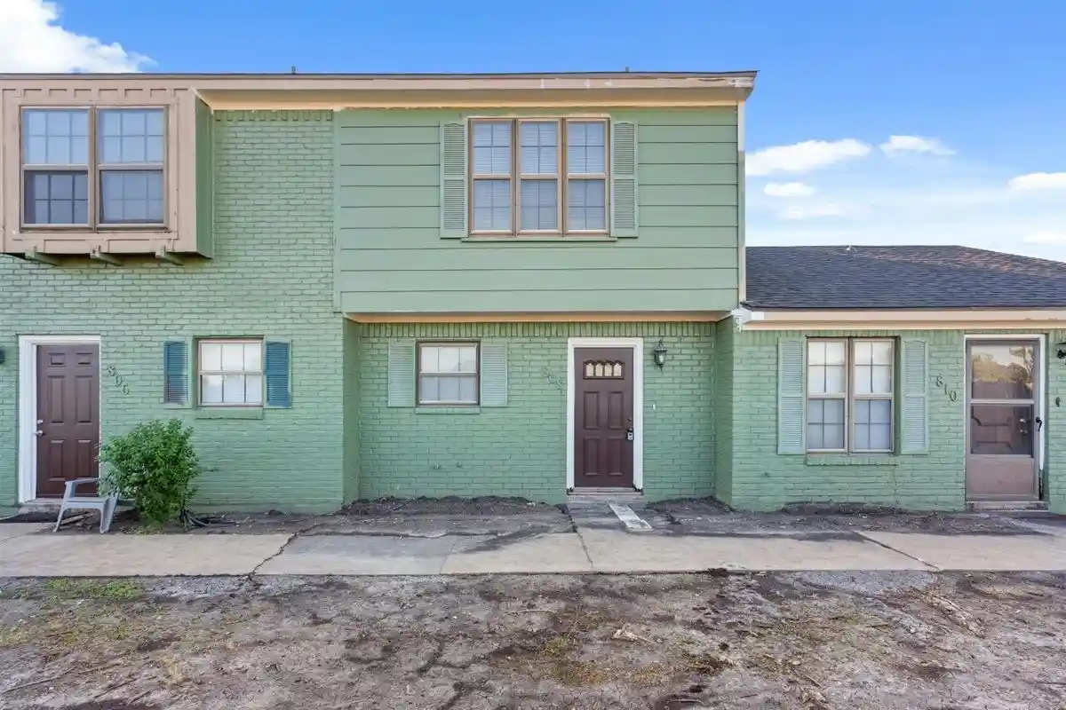 Photo 1 of Condo for sale at 808 N 62nd Street, Waco, TX 76710 | MLS# 21408610 | Listing updated on 2026-10-28