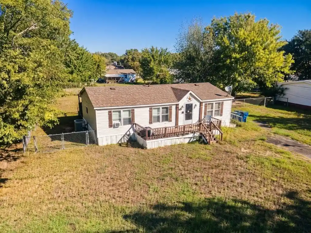 Manufactured home for sale at 210 E Shadowwood, Gun Barrel City, TX 75156 | MLS# 21408617