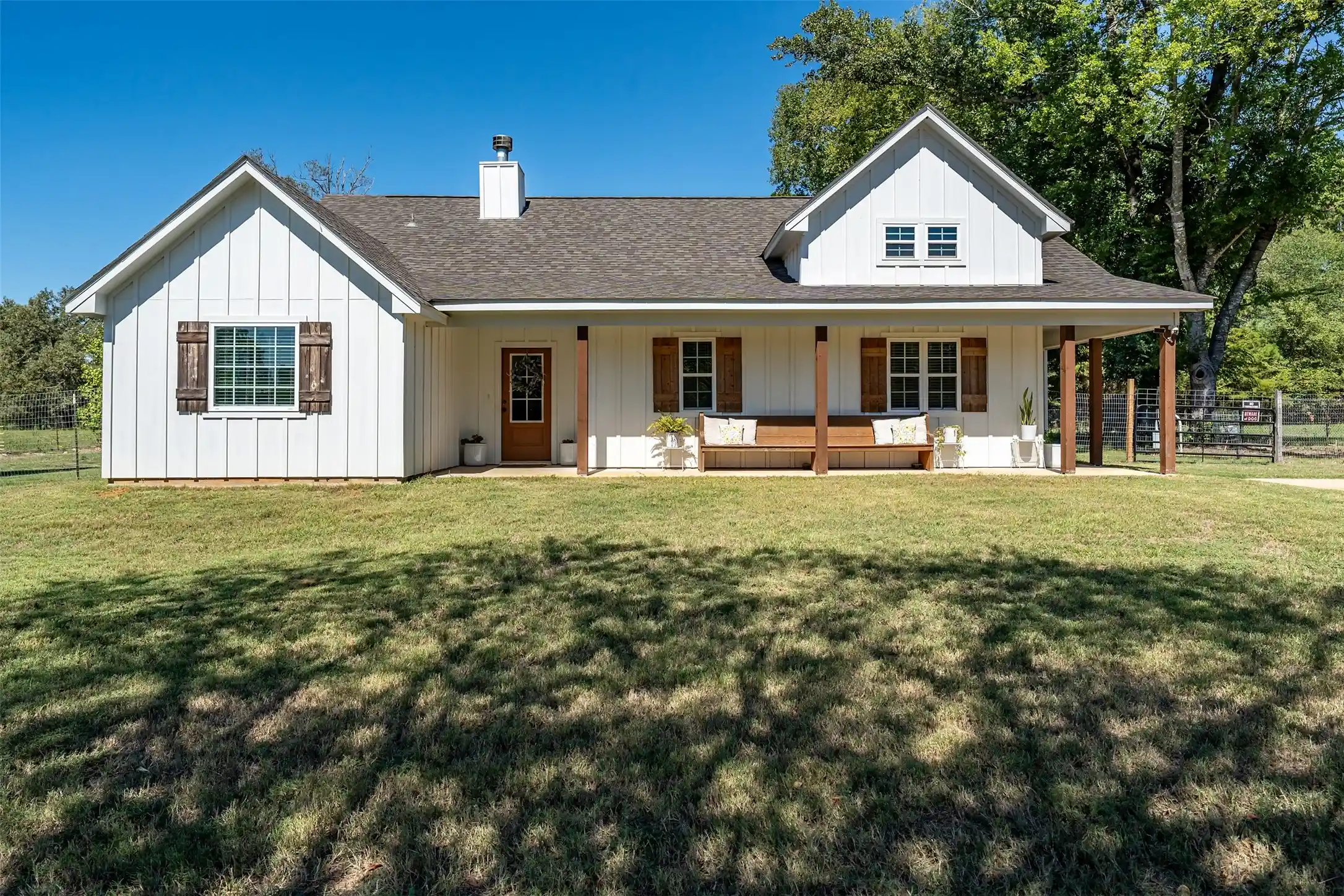Single family home for sale at 19731 County Rd 4130, Lindale, TX 75771 | MLS# 21408715