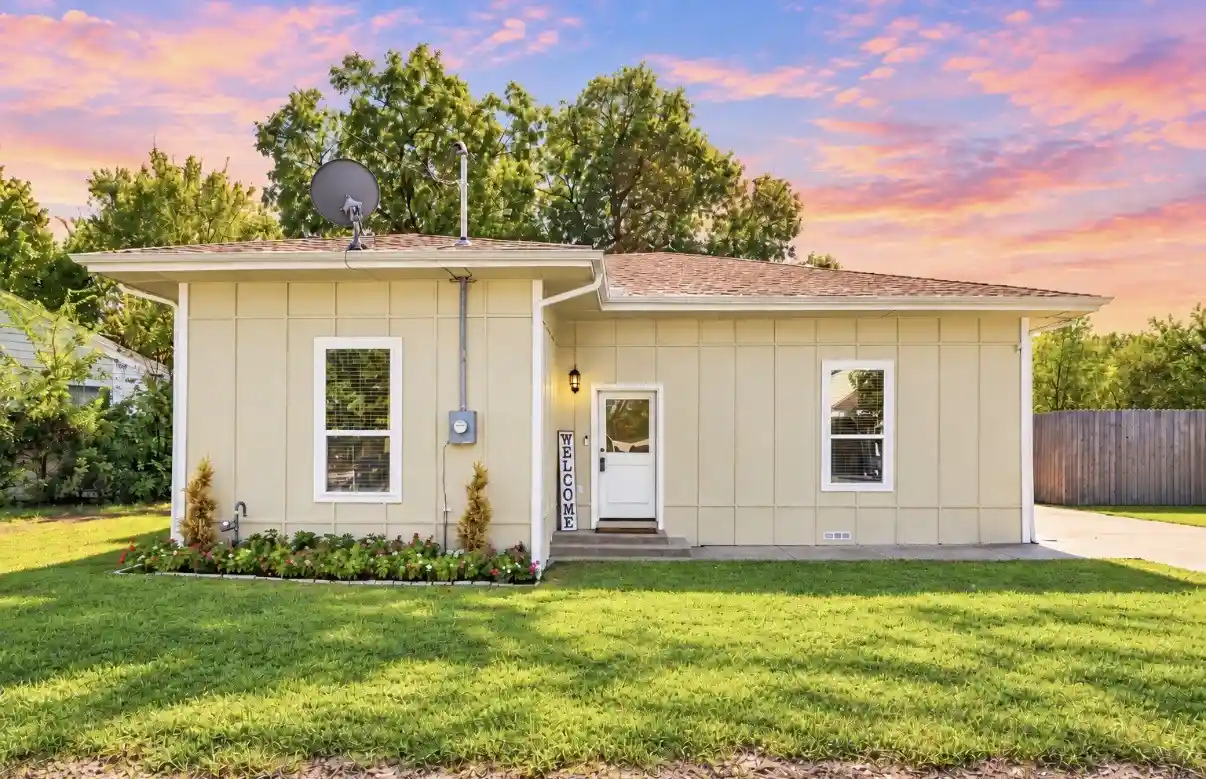 Photo 1 of Single family home for sale at 2206 Drake St, Caddo Mills, TX 75135 | MLS# 21408885 | Listing updated on 2026-10-24