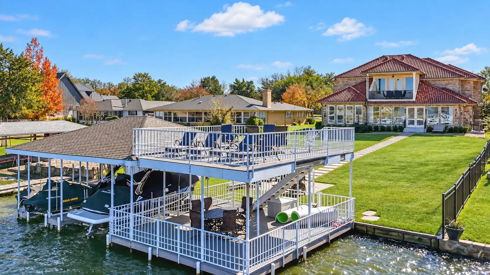 Photo 1 of Mansion for sale at 600 Kiowa Dr E, Gainesville, TX 76240 | MLS# 21408054 | Listing updated on 2026-10-11