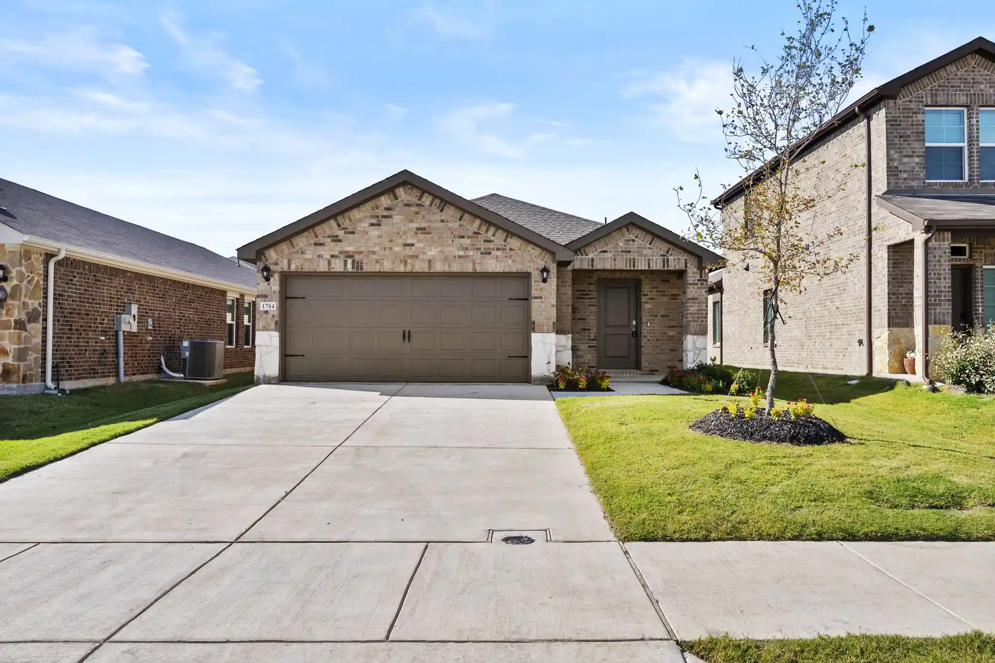 Photo 1 of Single family home for sale at 1704 Fawn Crk Dr, Blue Ridge, TX 75424 | MLS# 21405203 | Listing updated on 2026-10-28