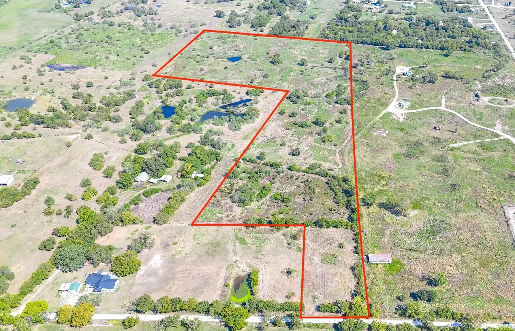 Photo 1 of Land for sale at 2613ac Se County Rd 2020, Corsicana, TX 75109 | MLS# 21410058 | Listing updated on 2026-10-13
