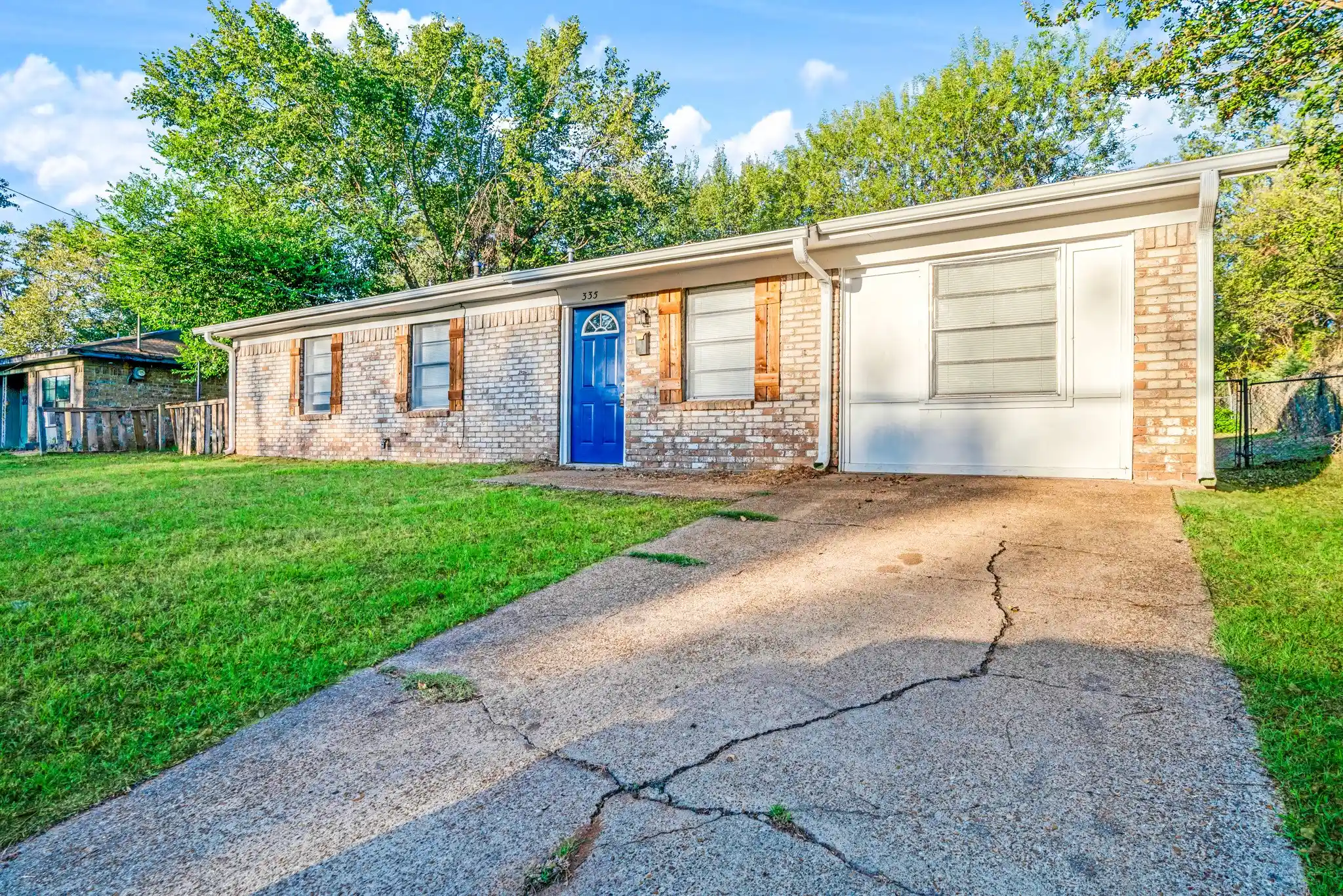 Single family home for sale at 335 13th Street NW, Paris, TX 75460 | MLS# 21408224
