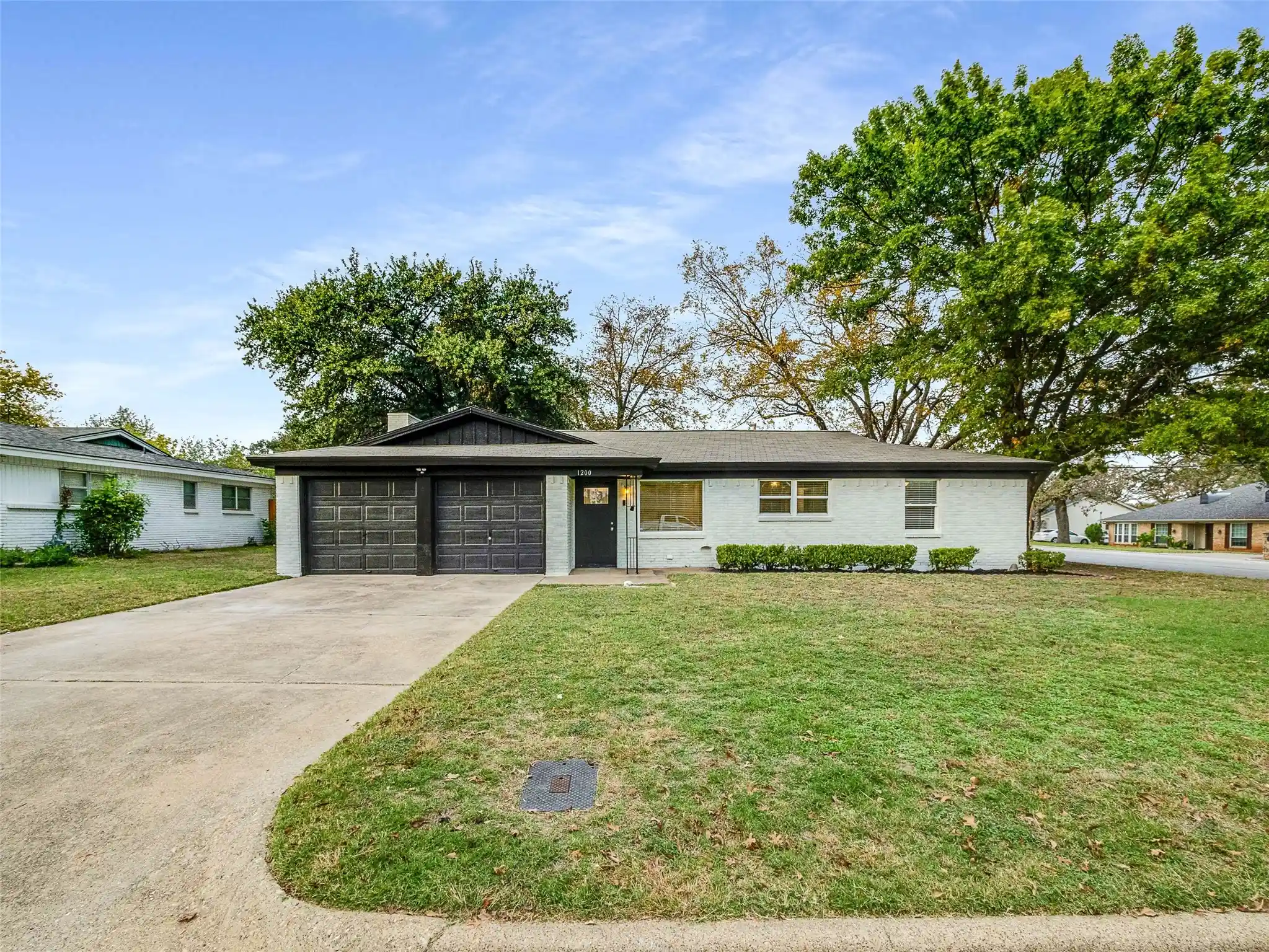 Photo 1 of Single family home for sale at 1200 Walker Dr, Hurst, TX 76053 | MLS# 21410684 | Listing updated on 2026-10-13