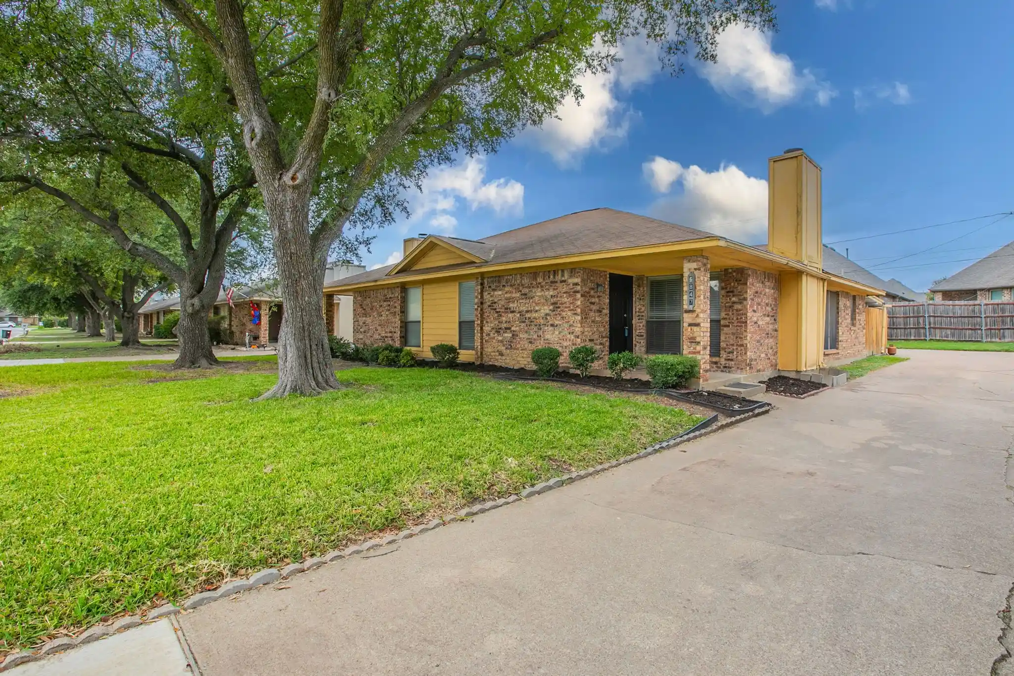 Photo 1 of Sale Pending at 6847 Sierra Dr, North Richland Hills, TX 76180 | MLS# 21407056 | Listing updated on 2026-10-26