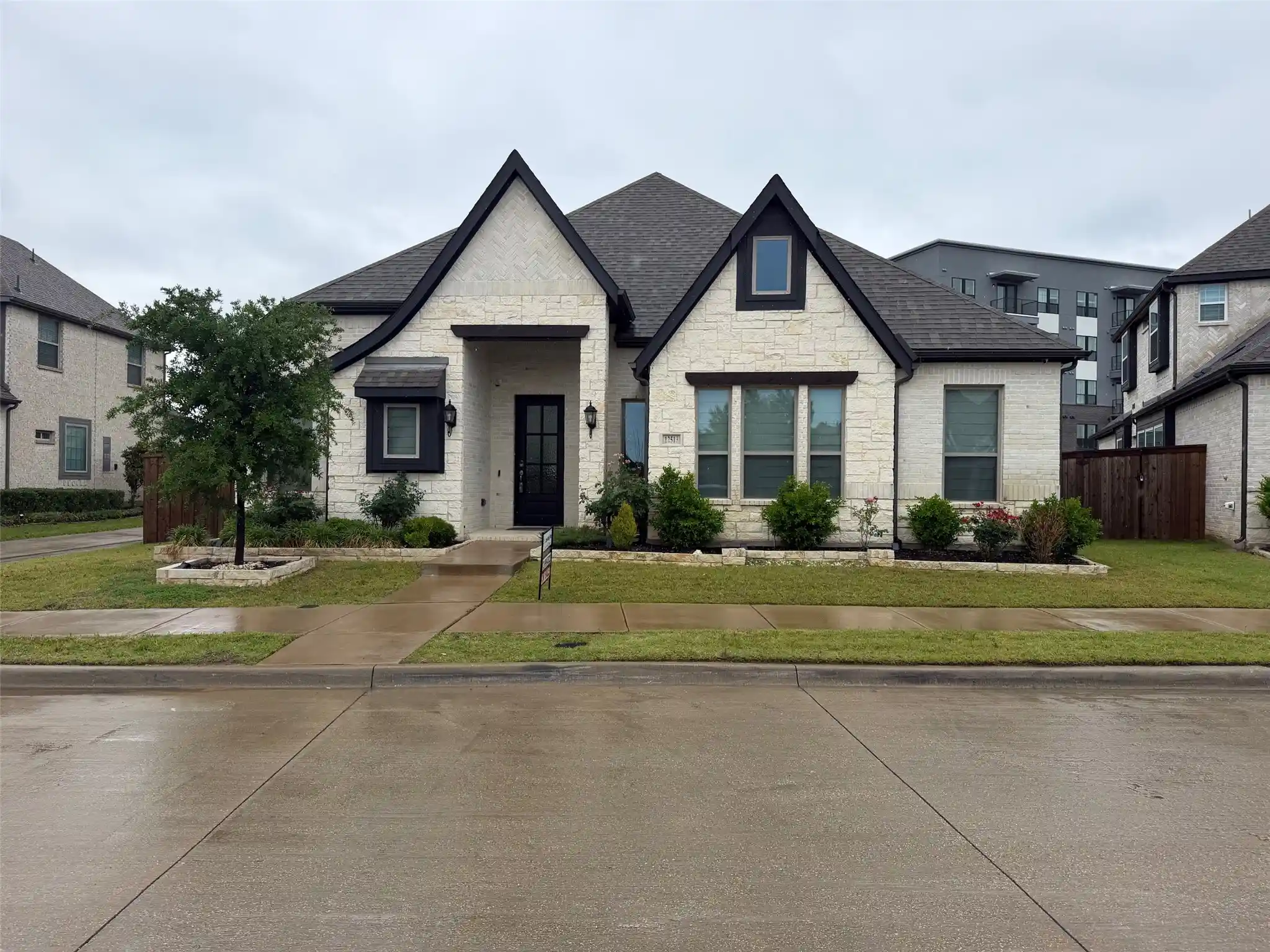 Photo 1 of Single family home for sale at 12513 Royal Oaks Ln, Dallas, TX 75234 | MLS# 21411065 | Listing updated on 2026-10-14