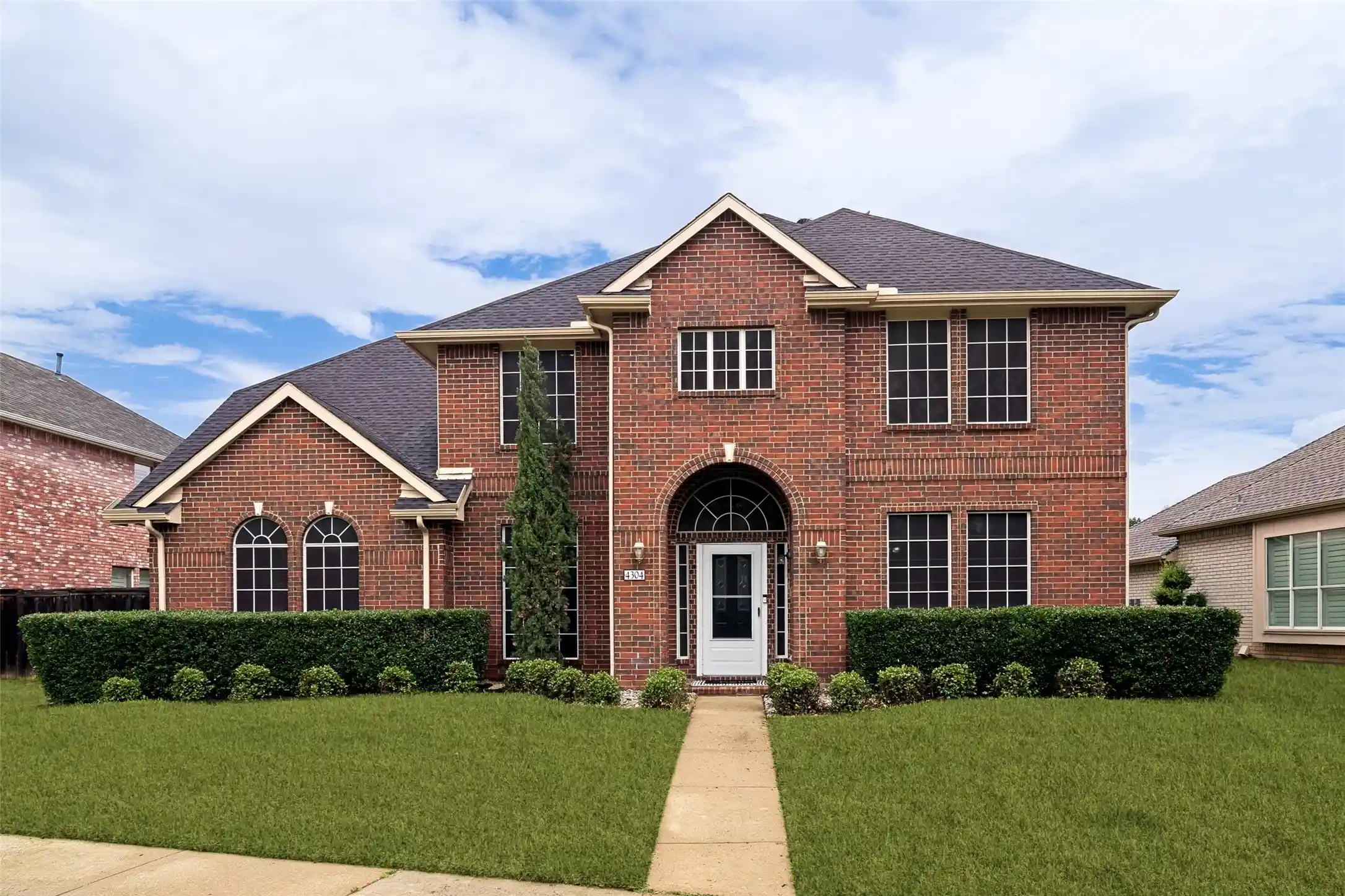 Photo 1 of Single family home for sale at 4304 Cape Cod Dr, The Colony, TX 75056 | MLS# 21411169 | Listing updated on 2026-10-17