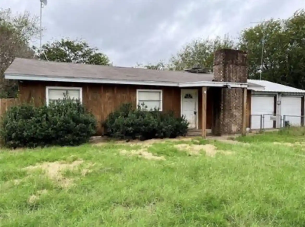 Single family home for sale at 113 Timmy Dr, Whitney, TX 76692 | MLS# 21408476