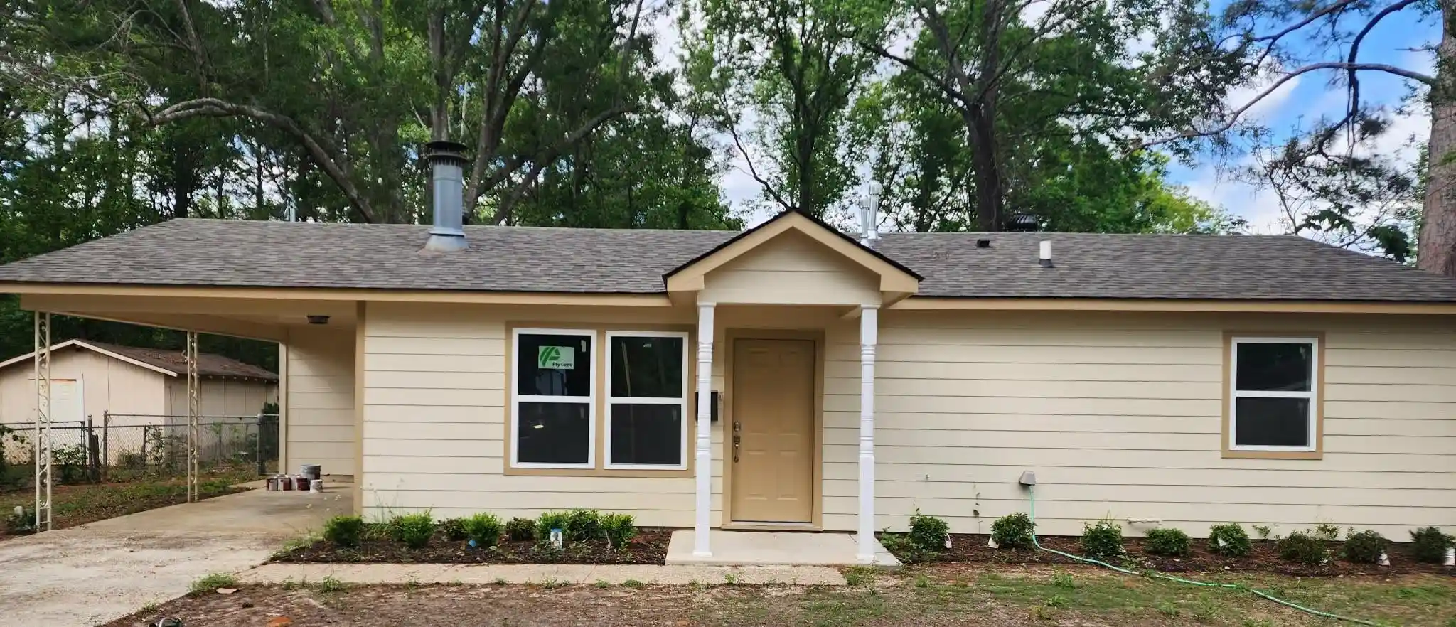 Photo 1 of Single family home for sale at 205 Roy St, Minden, LA 71055 | MLS# 21411399 | Listing updated on 2026-10-15