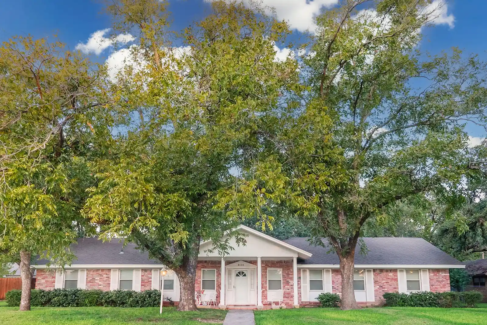 Single family home for sale at 2110 S High St, Brady, TX 76825 | MLS# 21406888