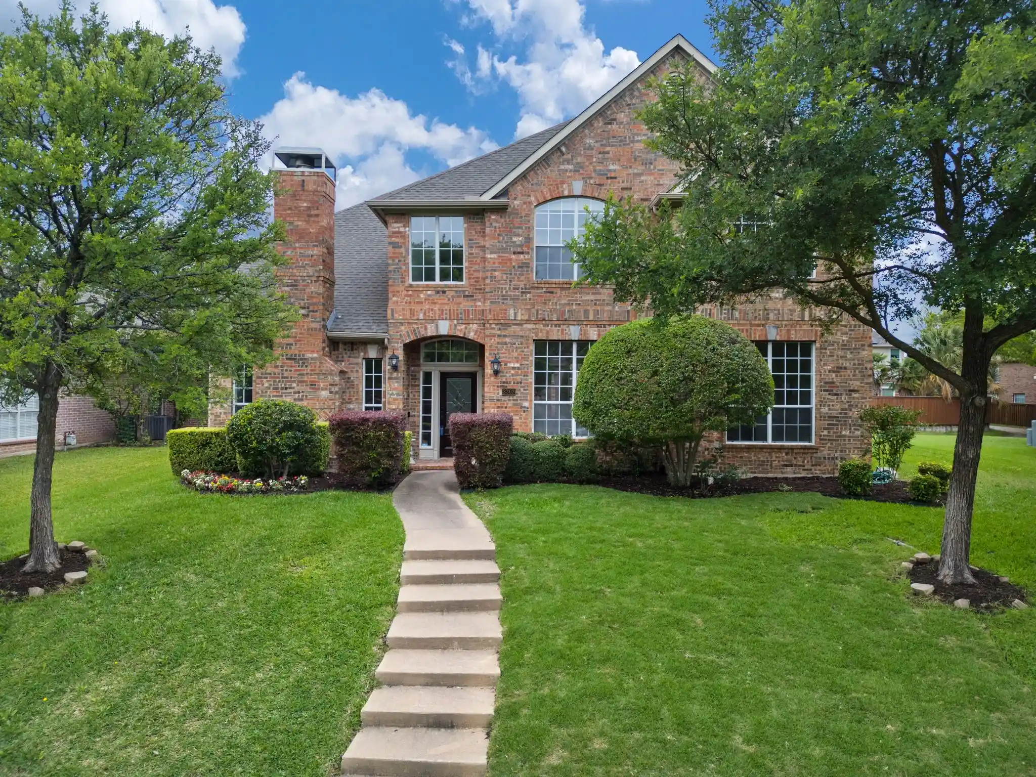 Photo 1 of Single family home for sale at 3307 Meadow Wood Dr, Richardson, TX 75082 | MLS# 21402287 | Listing updated on 2026-10-27