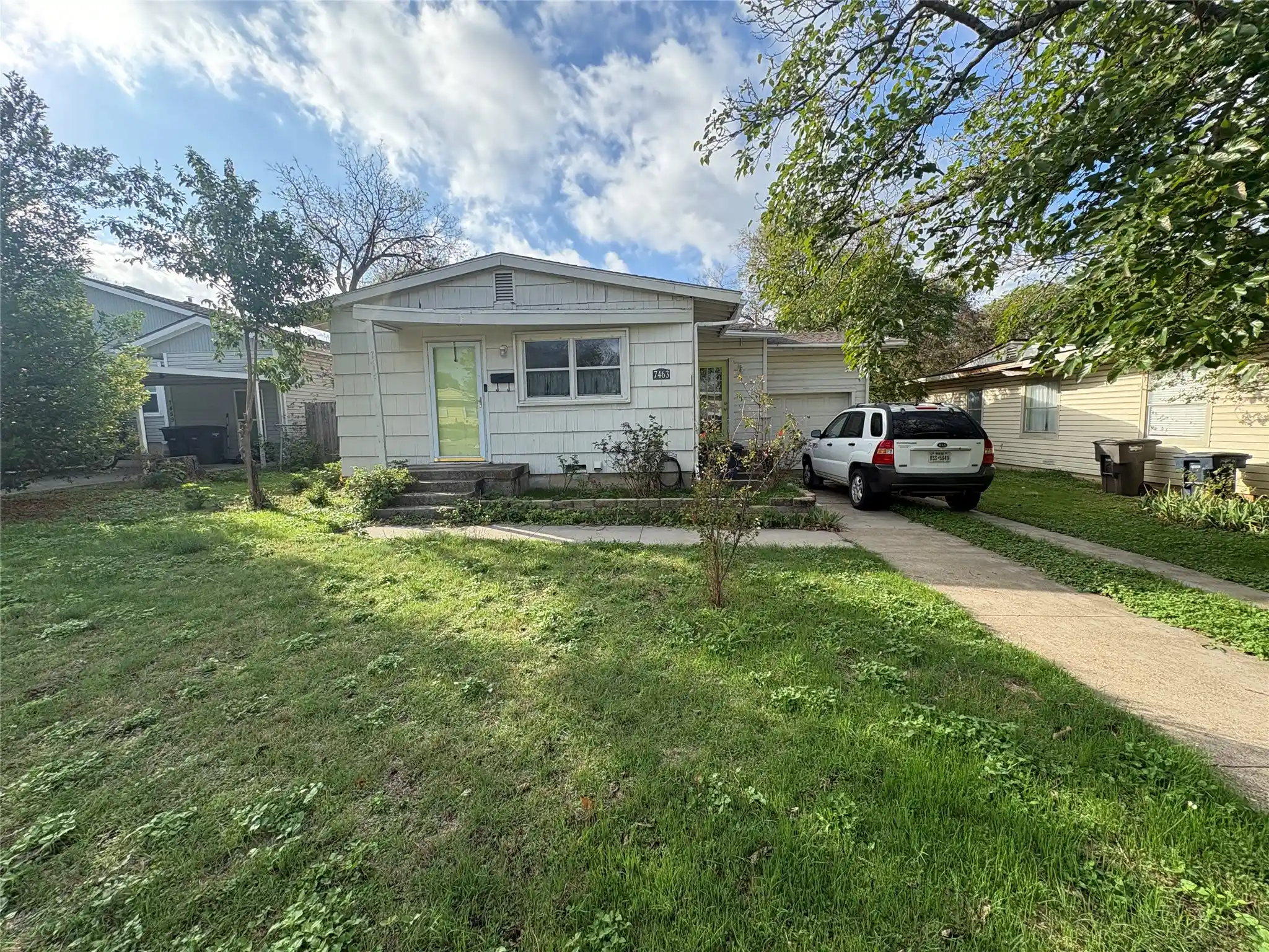 Photo 1 of Single family home for sale at 7463 Mohawk Ave, Fort Worth, TX 76116 | MLS# 21397469 | Listing updated on 2026-10-16