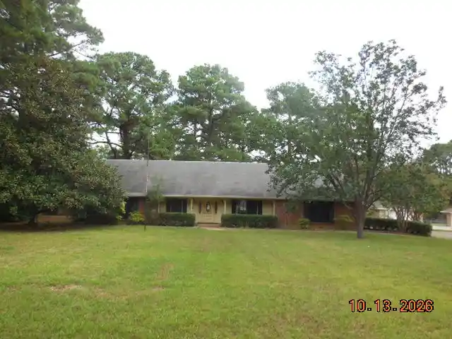 Photo 1 of Single family home for sale at 8470 Bea Ln, Greenwood, LA 71033 | MLS# 21411622 | Listing updated on 2026-10-28