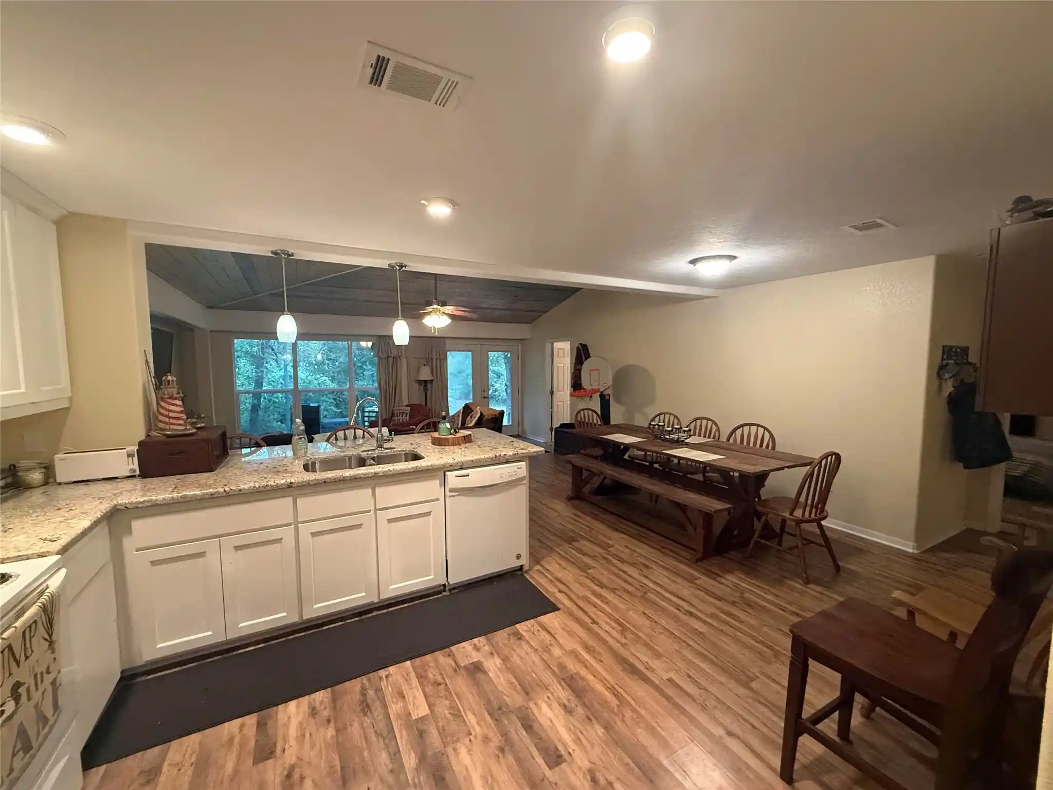 Photo 1 of Single family home for sale at 10846 Riley Green Rd, Franklin, TX 77856 | MLS# 21411782 | Listing updated on 2026-10-27