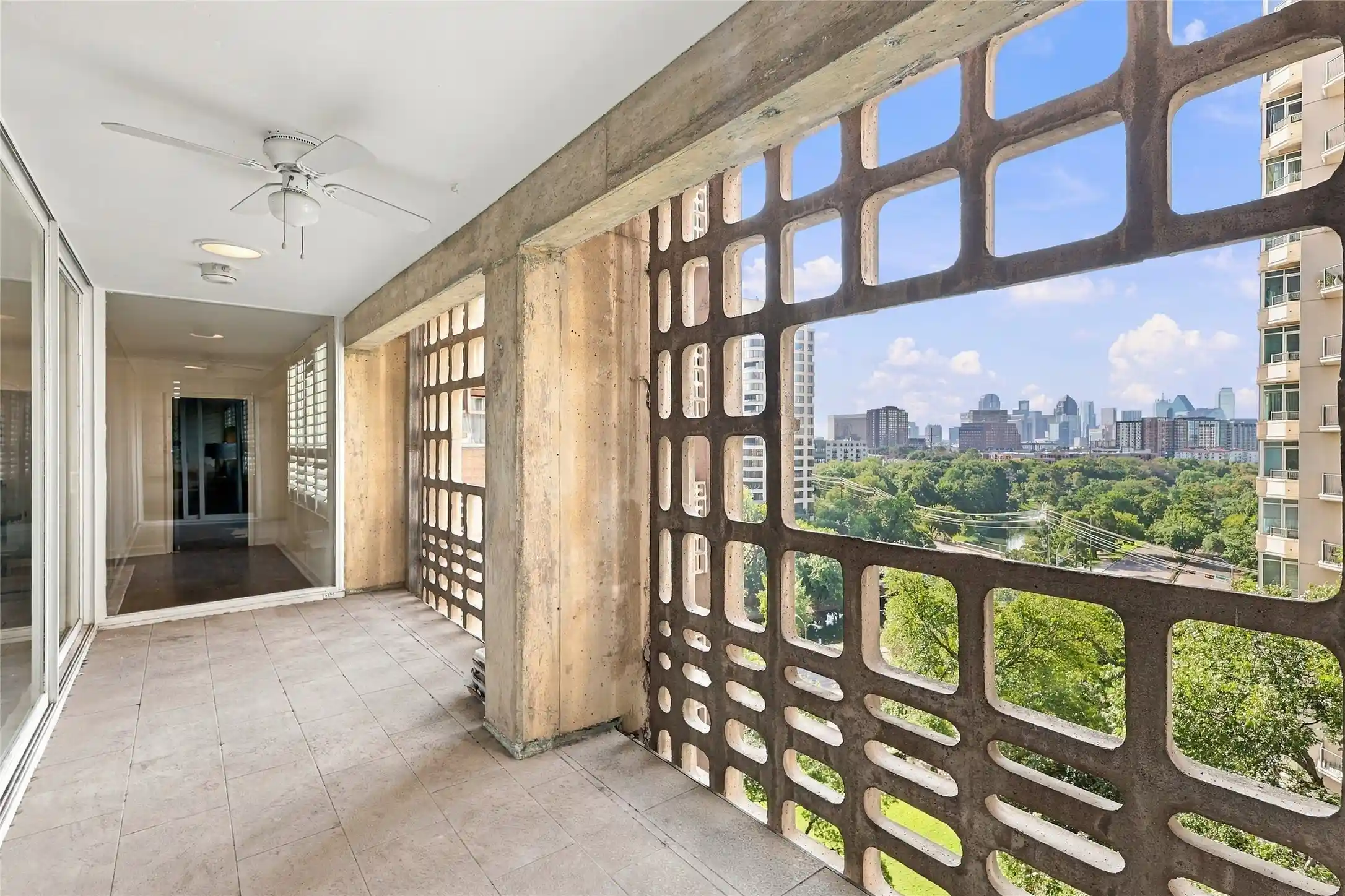 Listing Photo 1 - Condo for sale in 3525 Turtle Creek Blvd located at 3525 Turtle Creek Blvd, Dallas, TX 75219 - Unit #8B