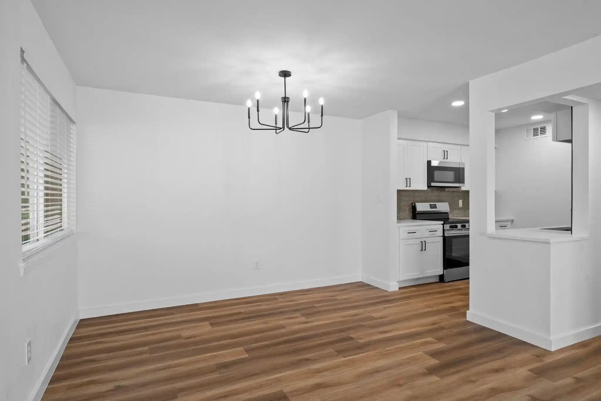 Townhouse for sale at 2621 Amherst Ct, Irving, TX 75038 | MLS# 21412107