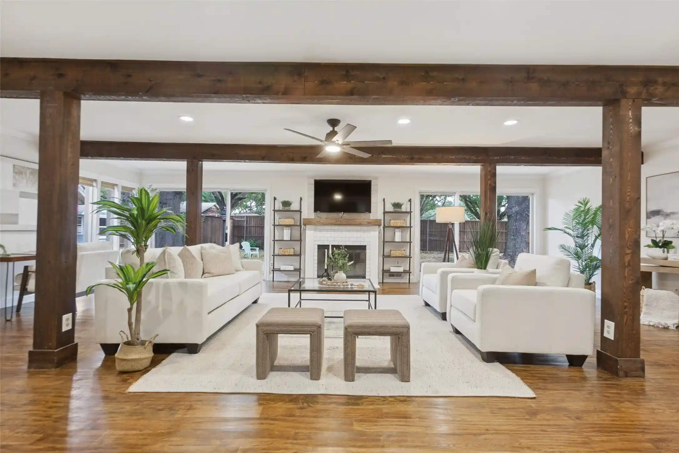 Photo 1 of Single family home for sale at 100 N Gentle Dr, Richardson, TX 75080 | MLS# 21412282 | Listing updated on 2026-10-27